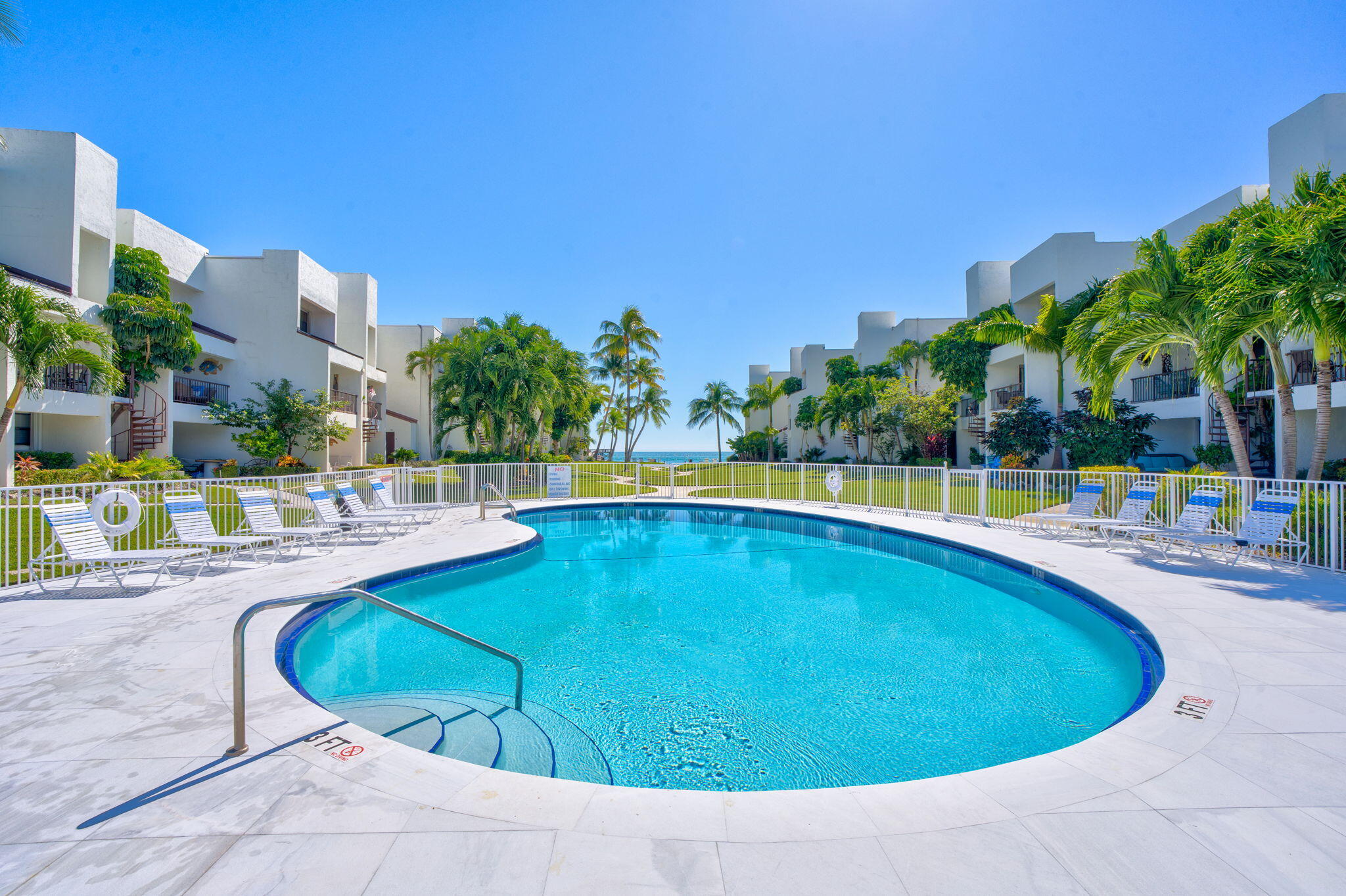 601 W Ocean Drive Unit: 407