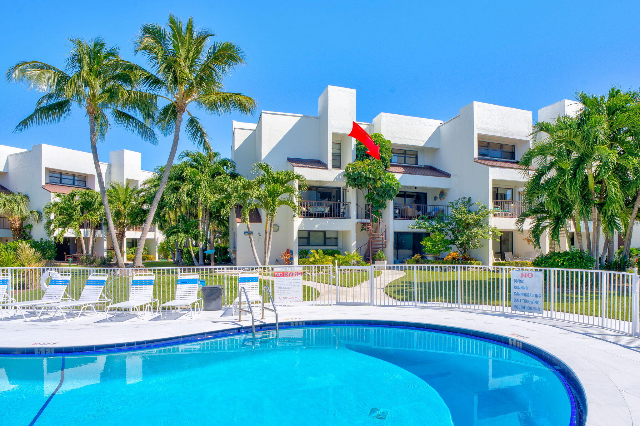 601 W Ocean Drive Unit: 407