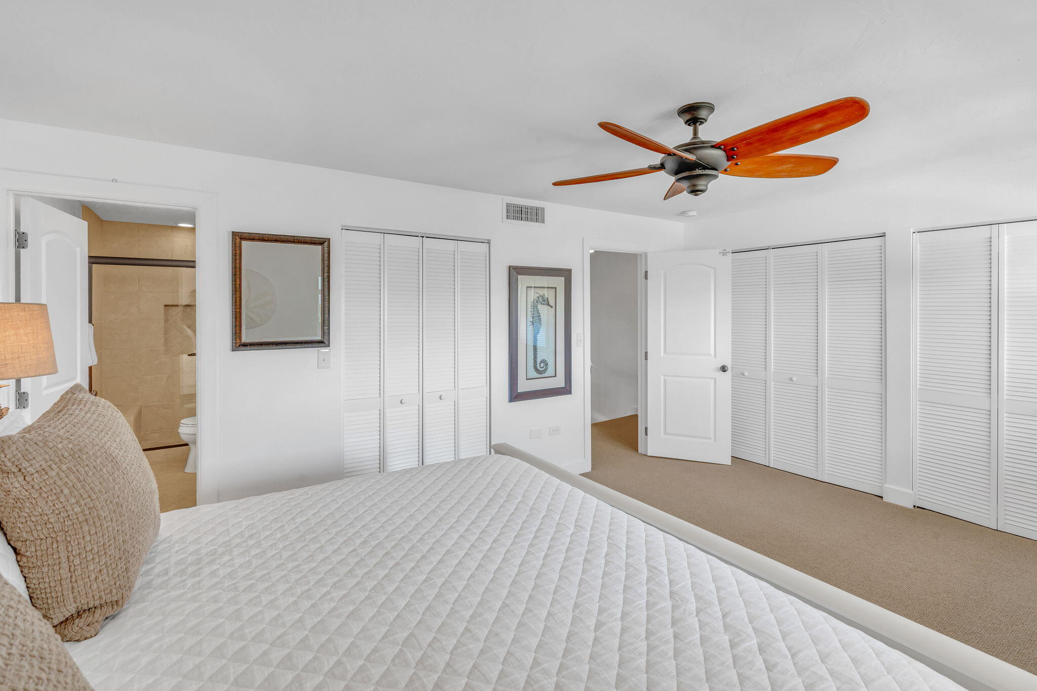 601 W Ocean Drive Unit: 407