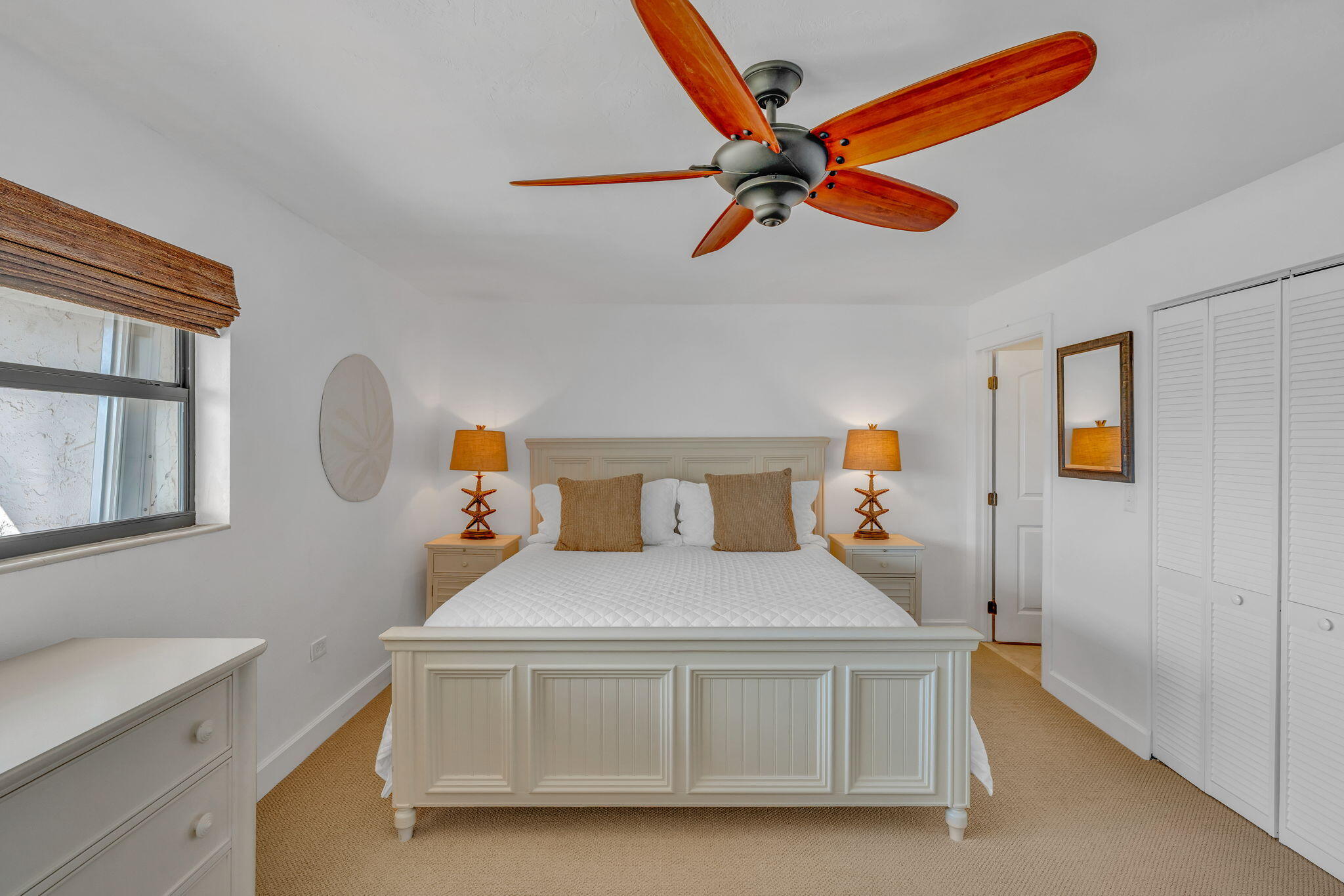 601 W Ocean Drive Unit: 407