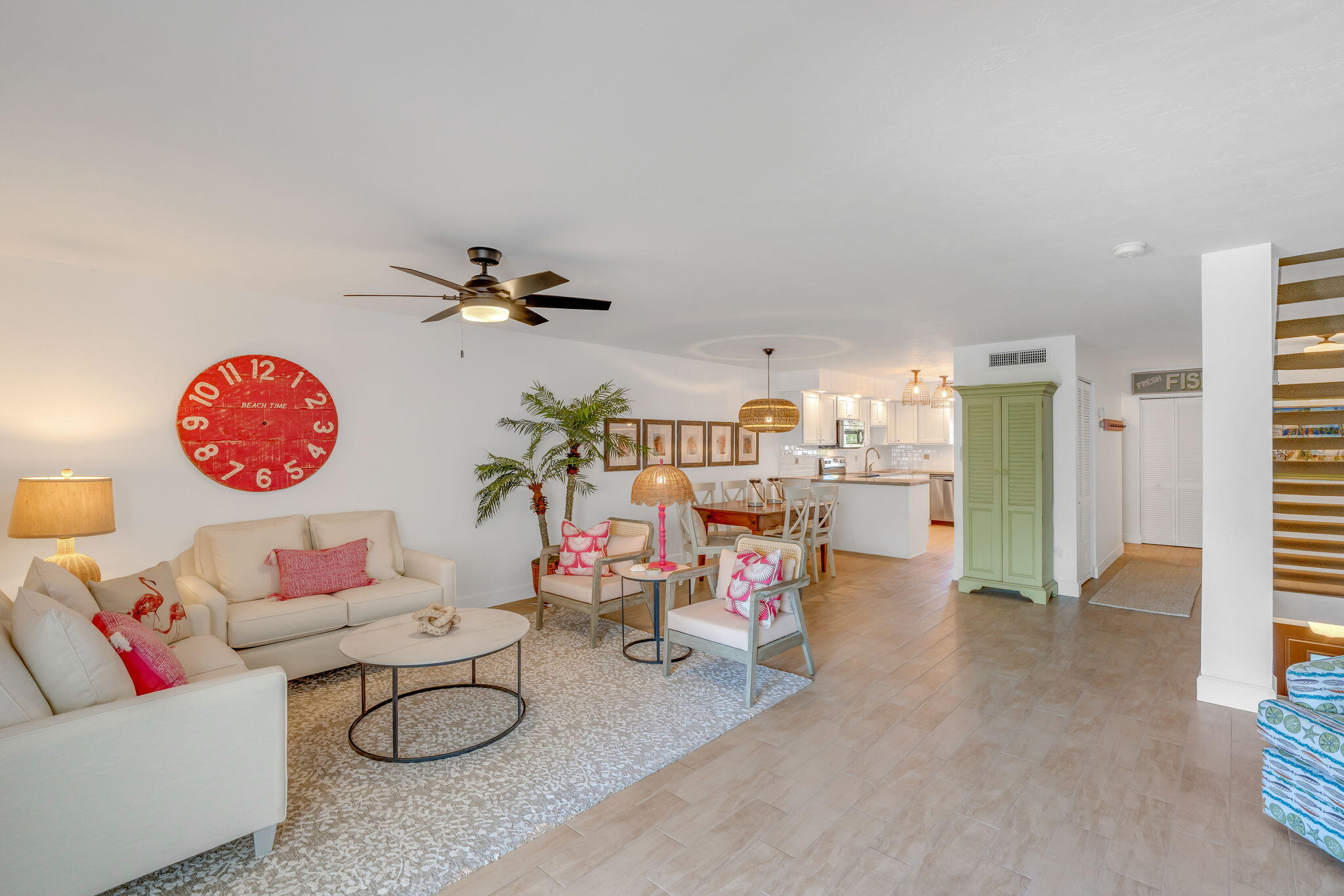601 W Ocean Drive Unit: 407