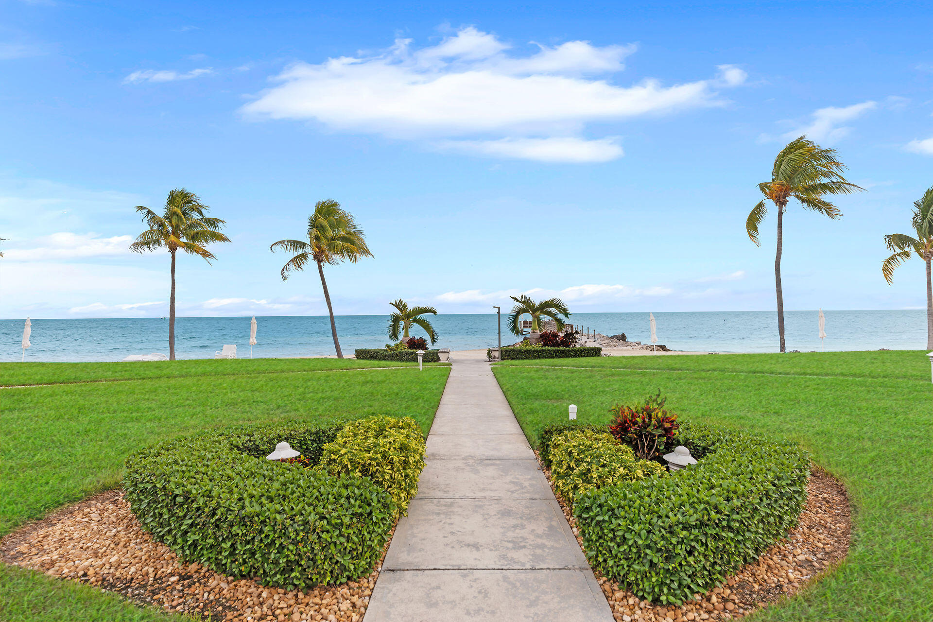 799 W Ocean Drive Unit: 304