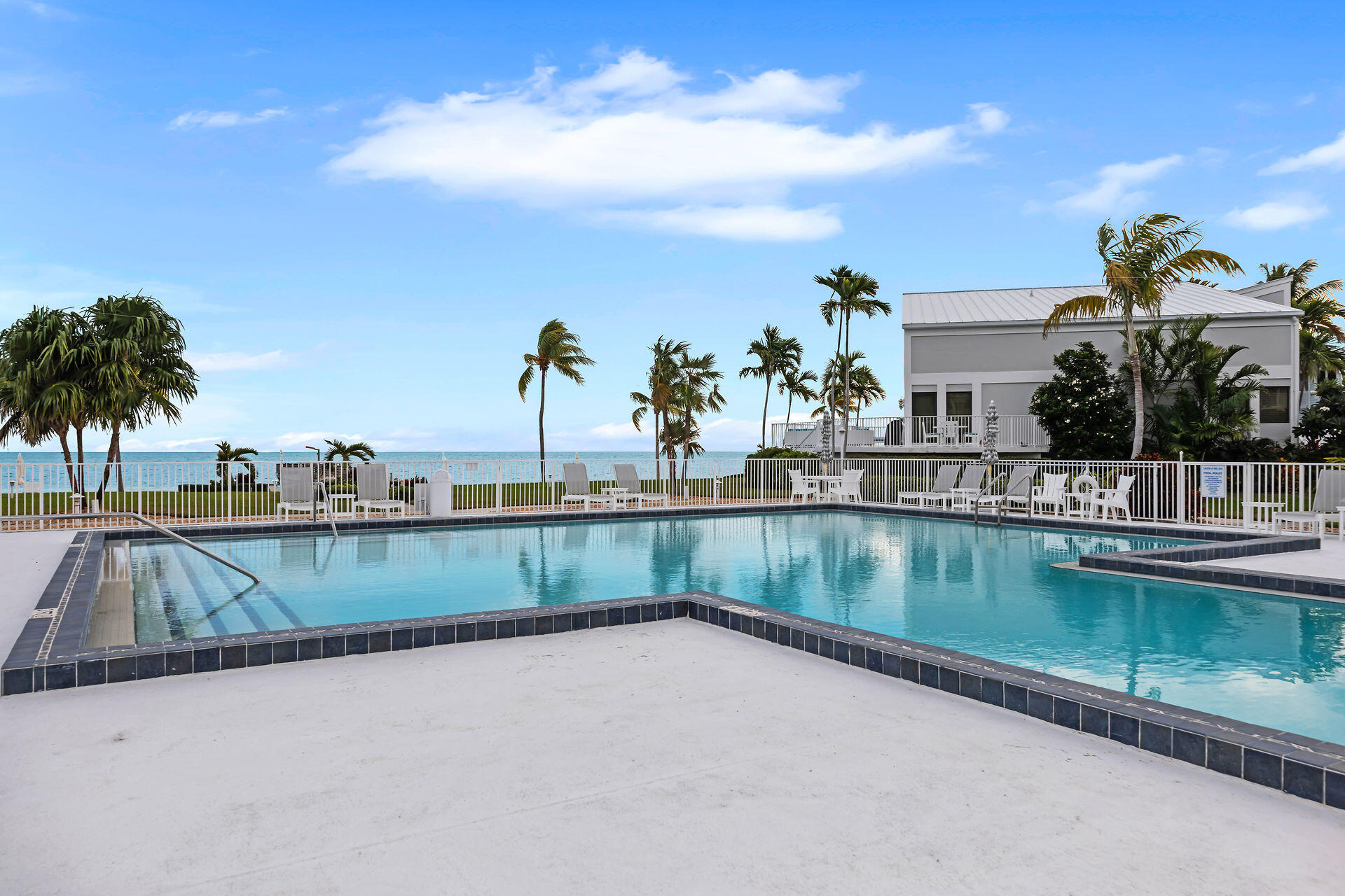 799 W Ocean Drive Unit: 304