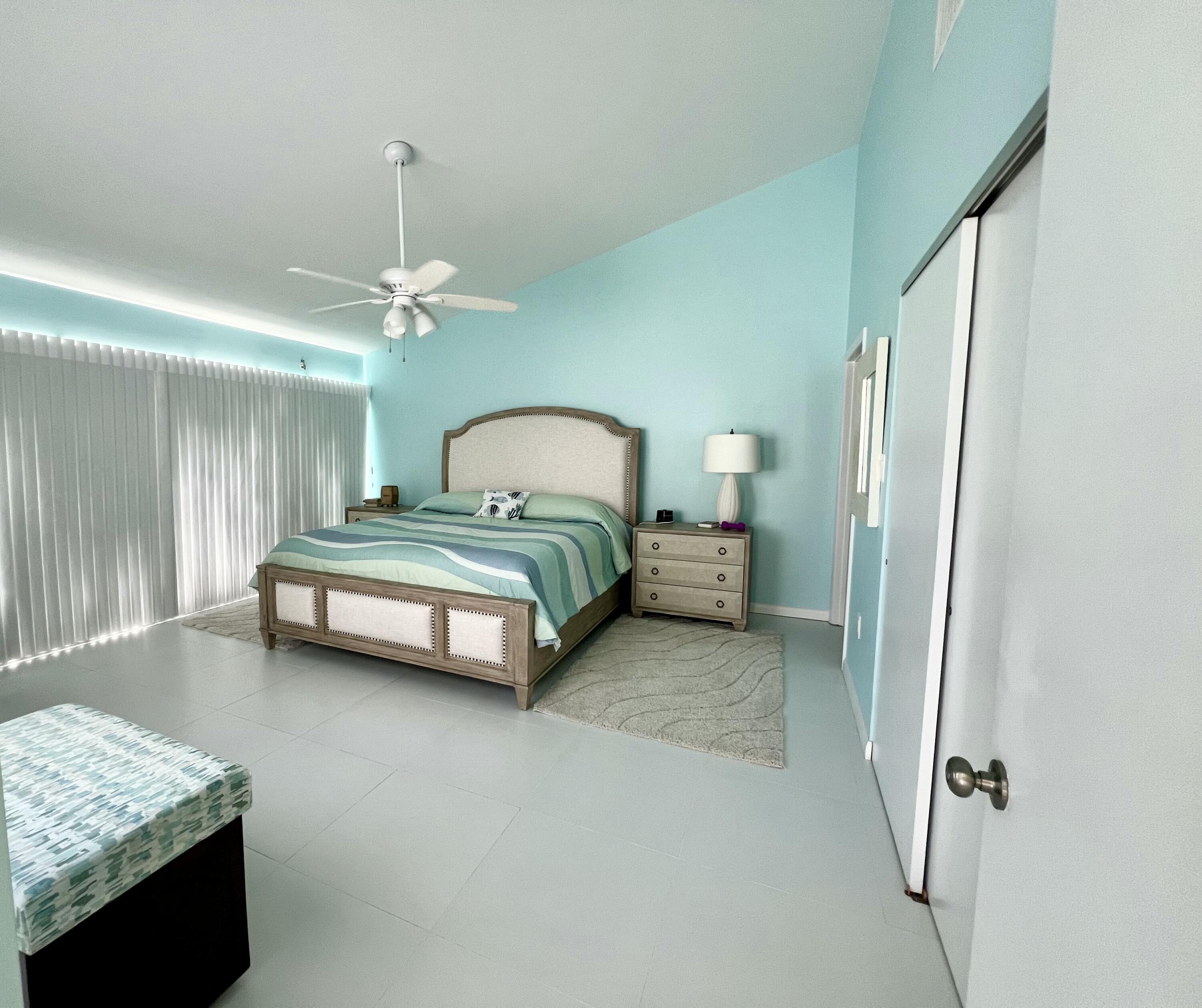 799 W Ocean Drive Unit: 304