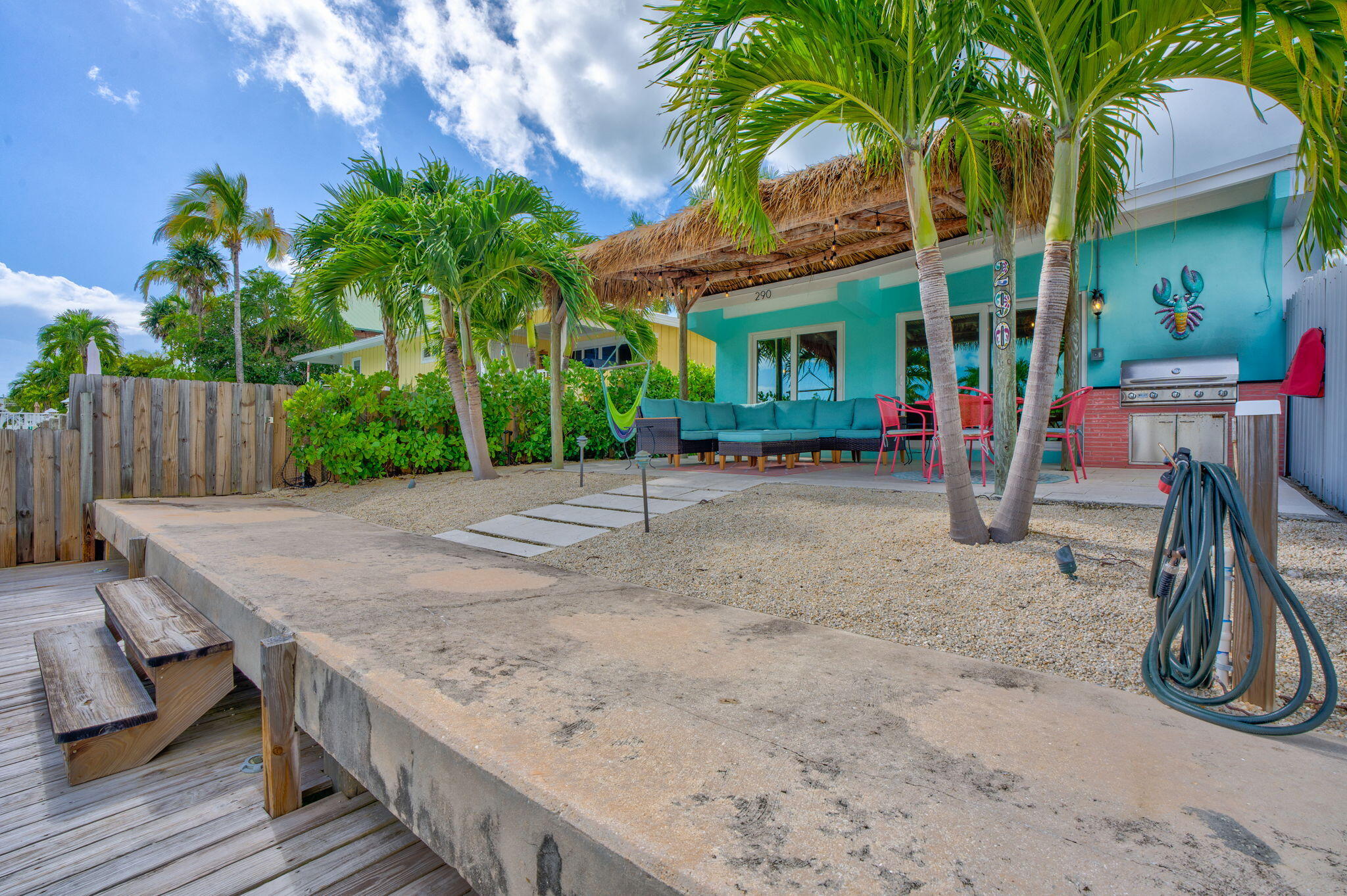 290 4th Street