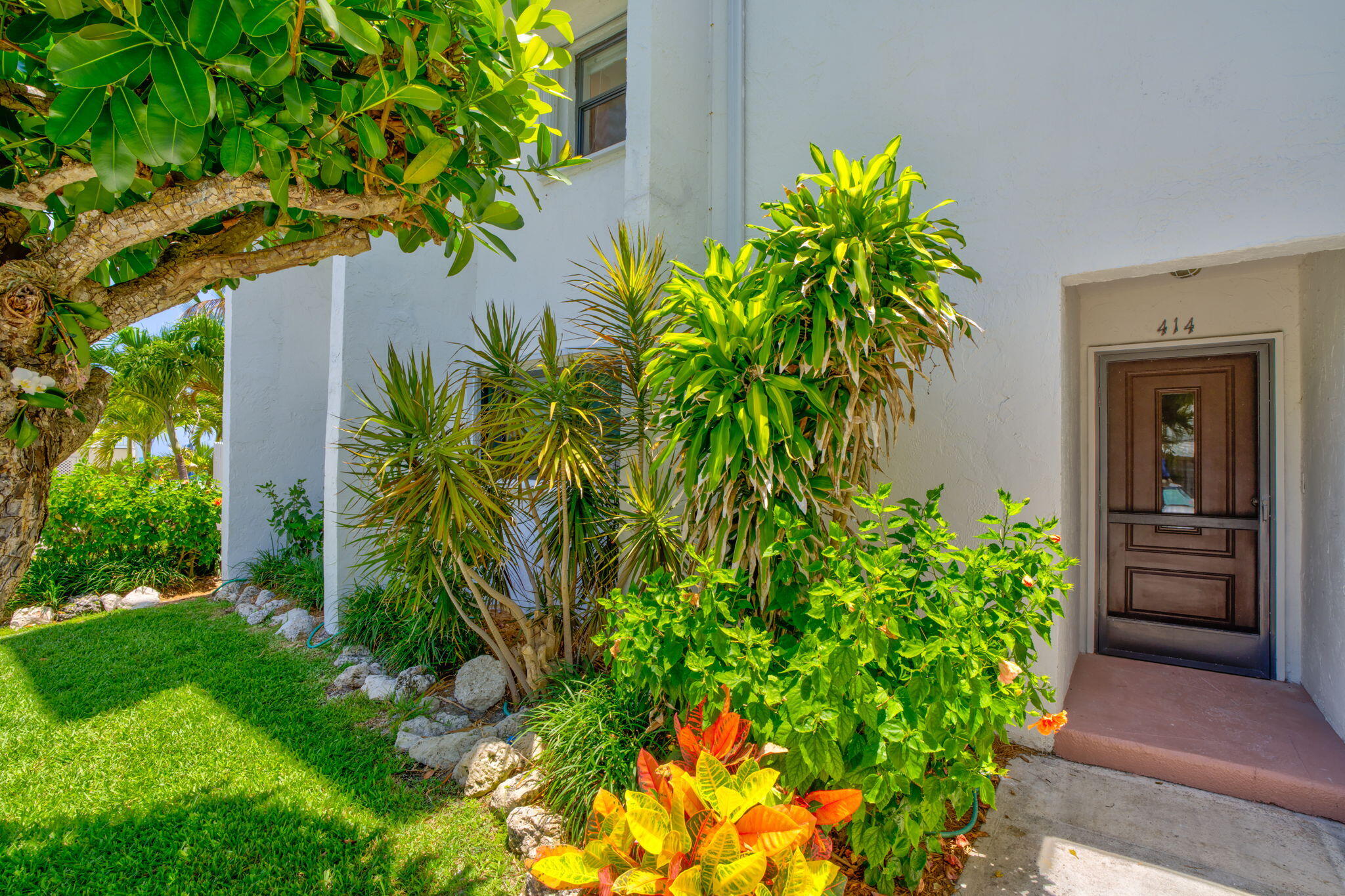 601 W Ocean Drive Unit: 414D