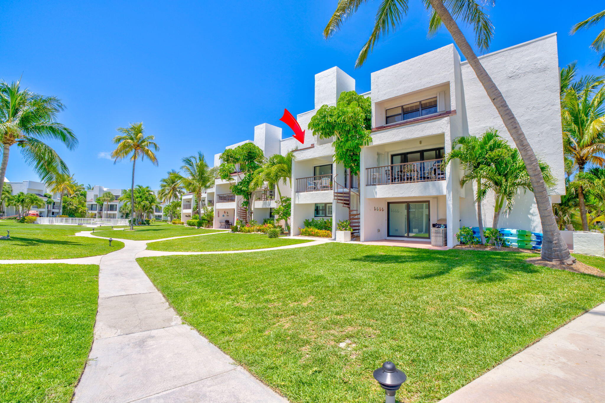 601 W Ocean Drive Unit: 414D