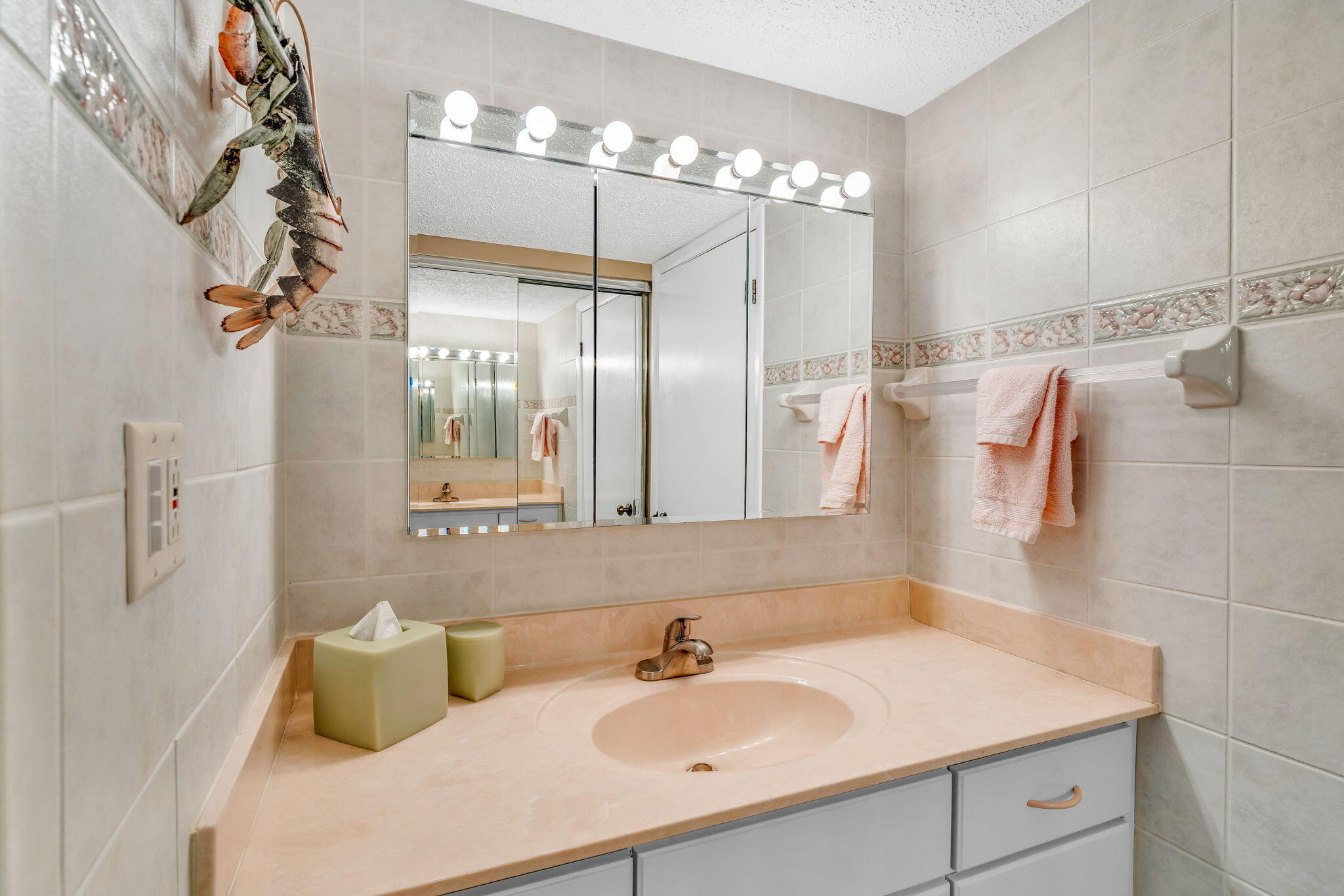 201 E Ocean Drive Unit: 1-308