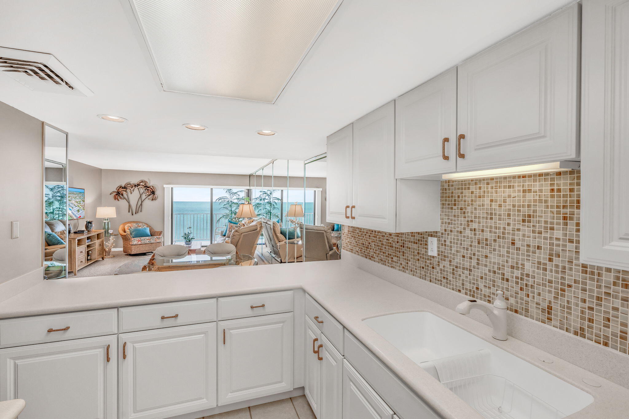 201 E Ocean Drive Unit: 1-308