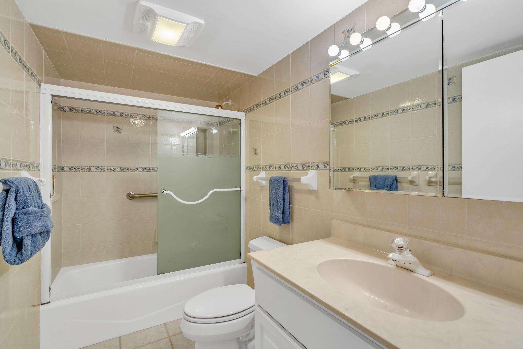 201 E Ocean Drive Unit: 1-308