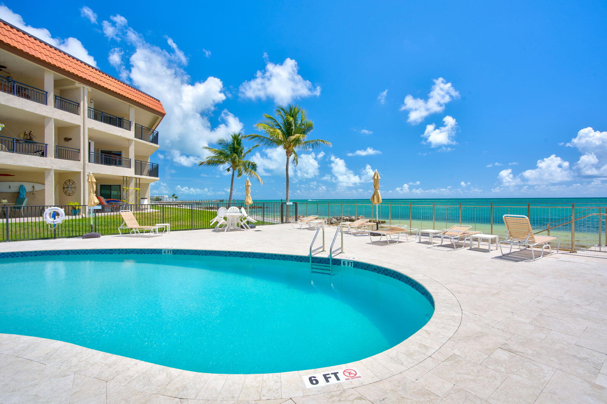 1001 W Ocean Drive Unit: 1-204