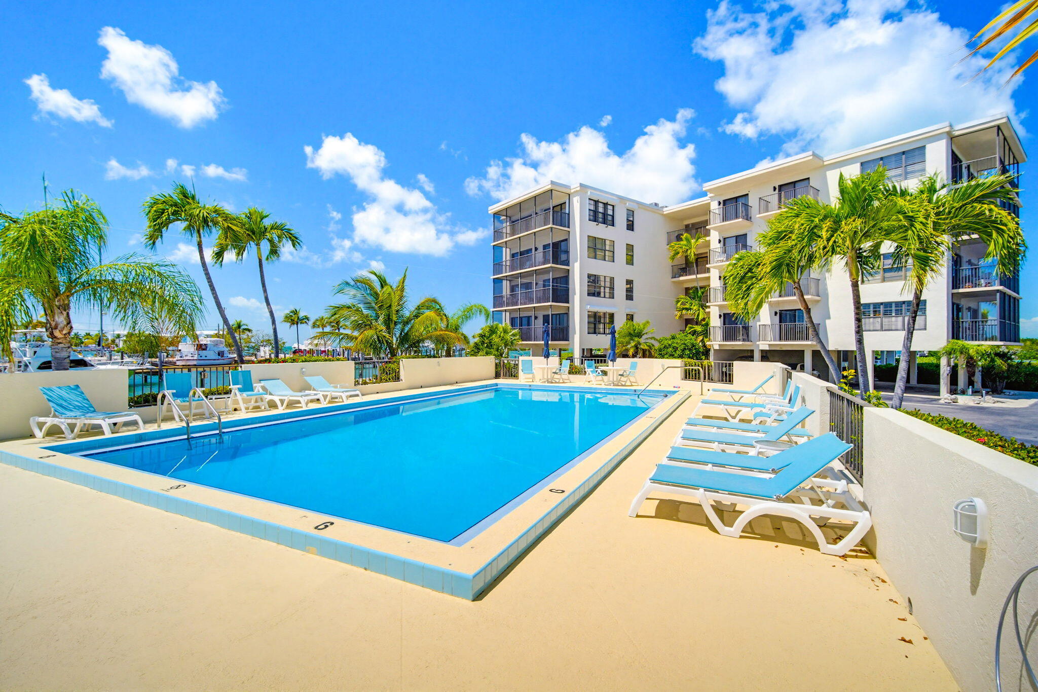 1500 Overseas Highway Unit: 204