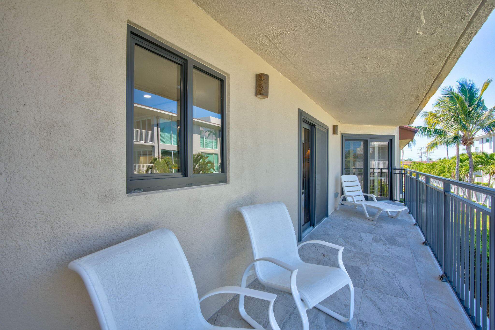 1001 W Ocean Drive 1-202