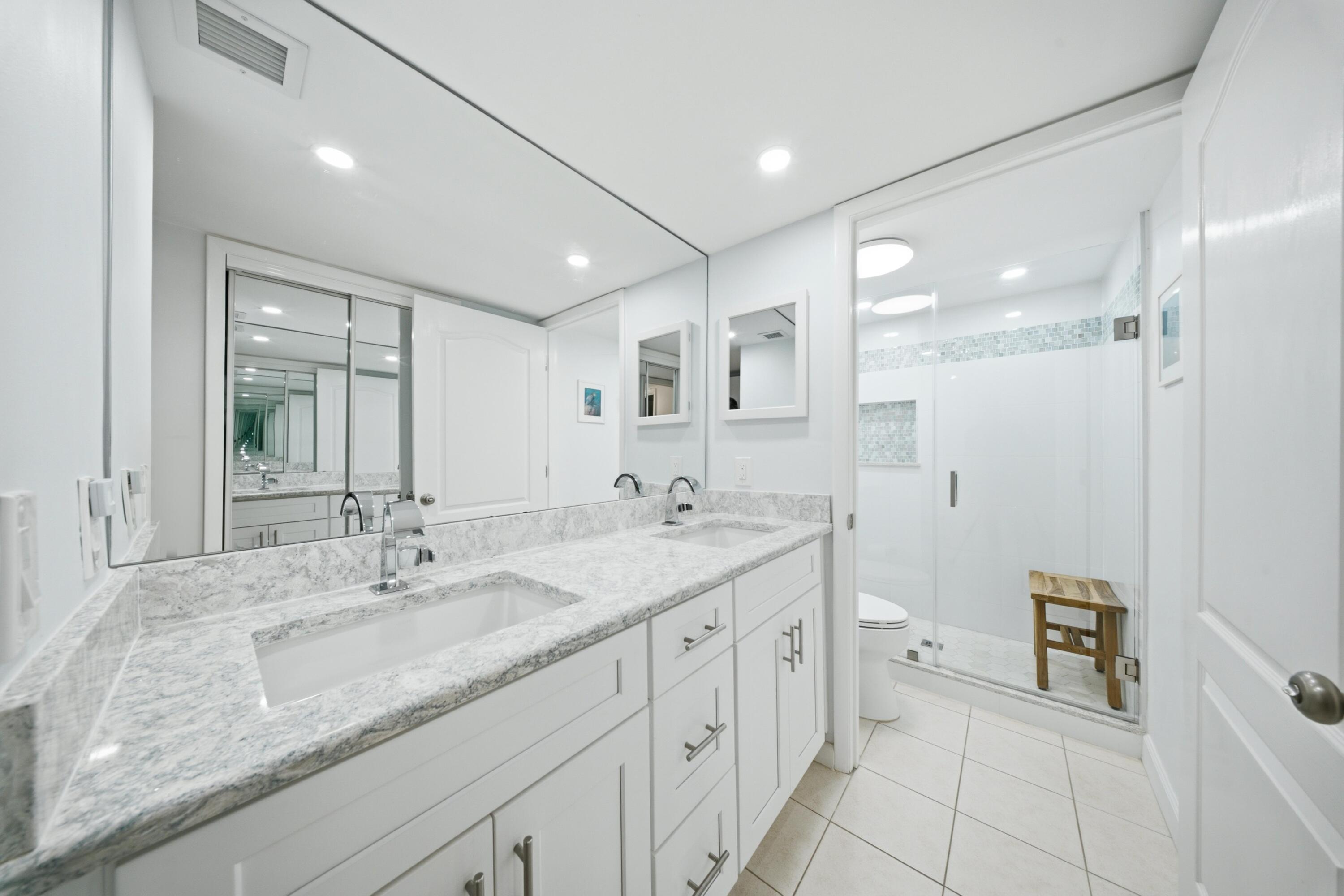 1001 W Ocean Drive 1-202