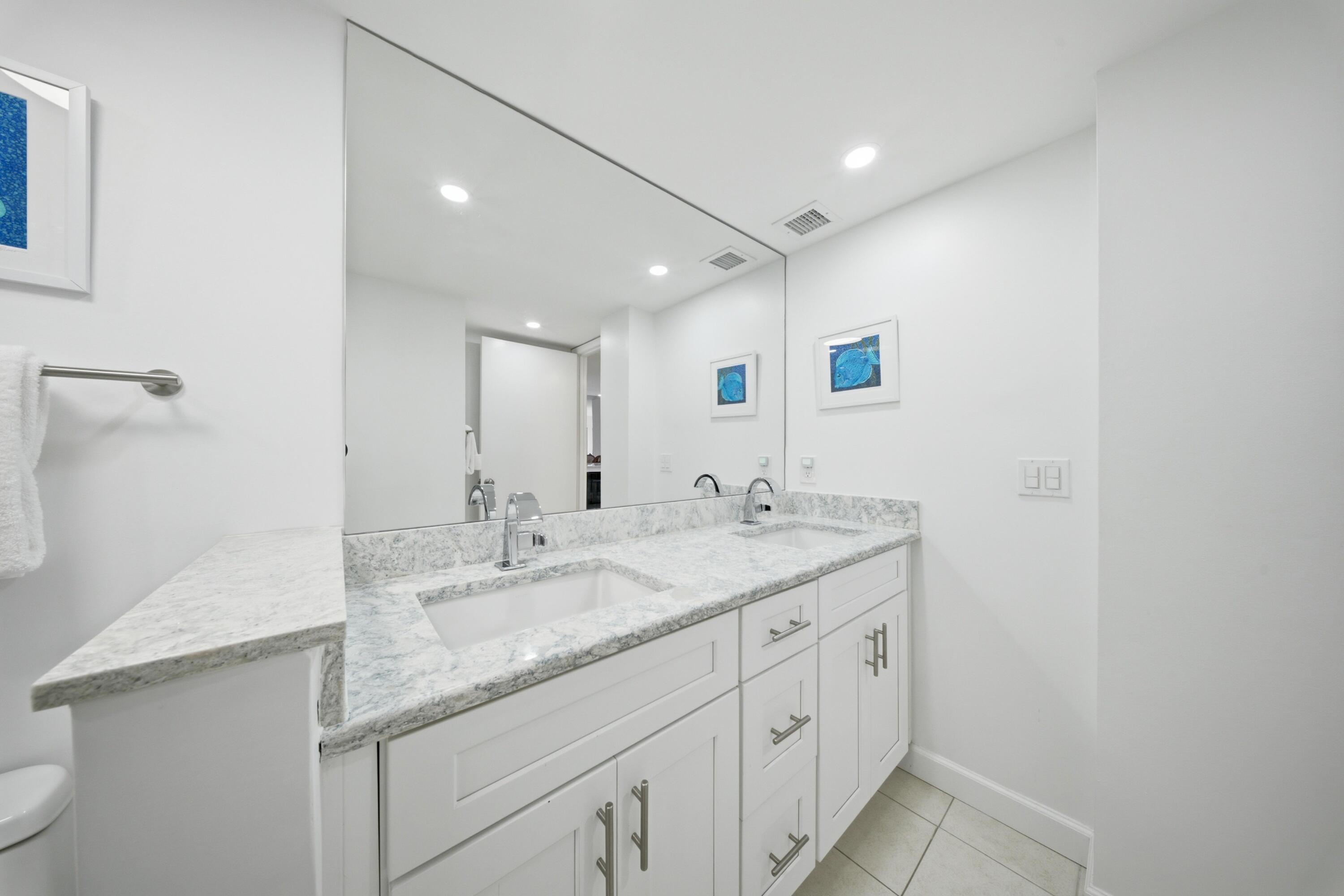 1001 W Ocean Drive 1-202