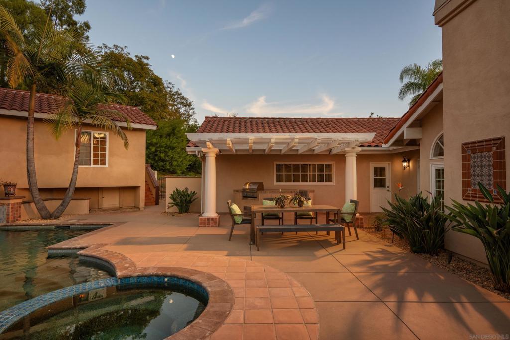 15112 Huntington Gate Dr