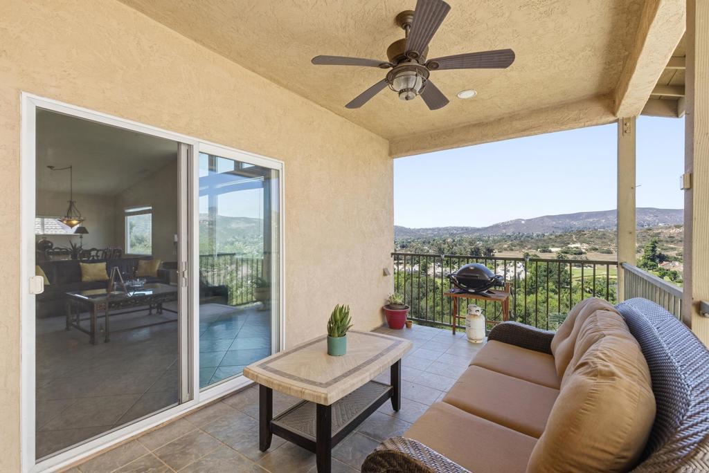 15615 Vista Vicente Drive 17