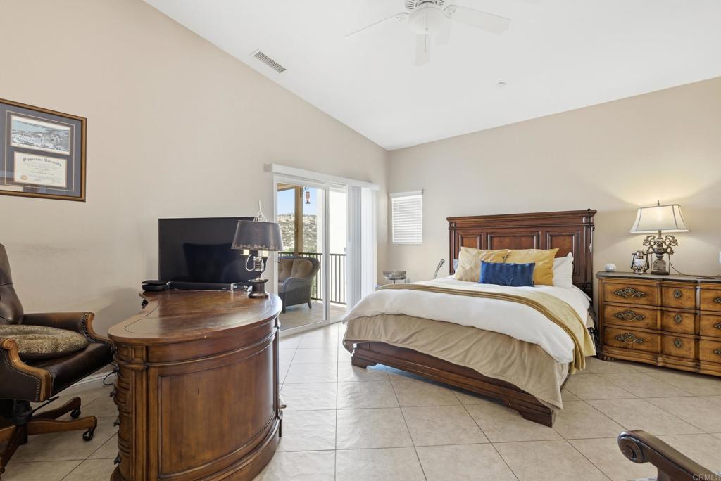 15615 Vista Vicente Drive 17