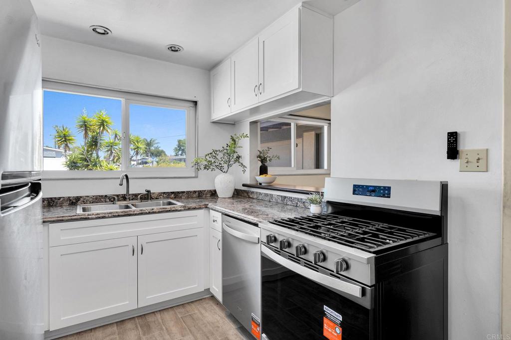 4560 Derrick Drive