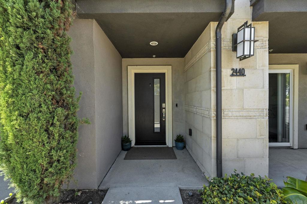2440 Via Alta