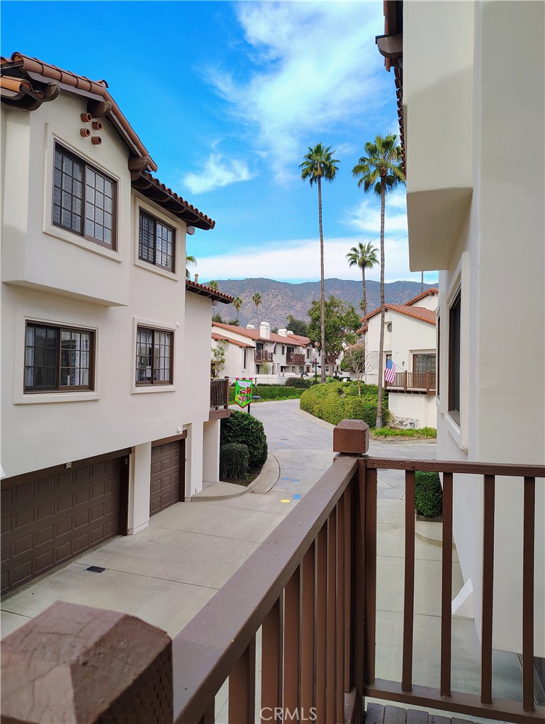 438 E Bougainvillea Lane