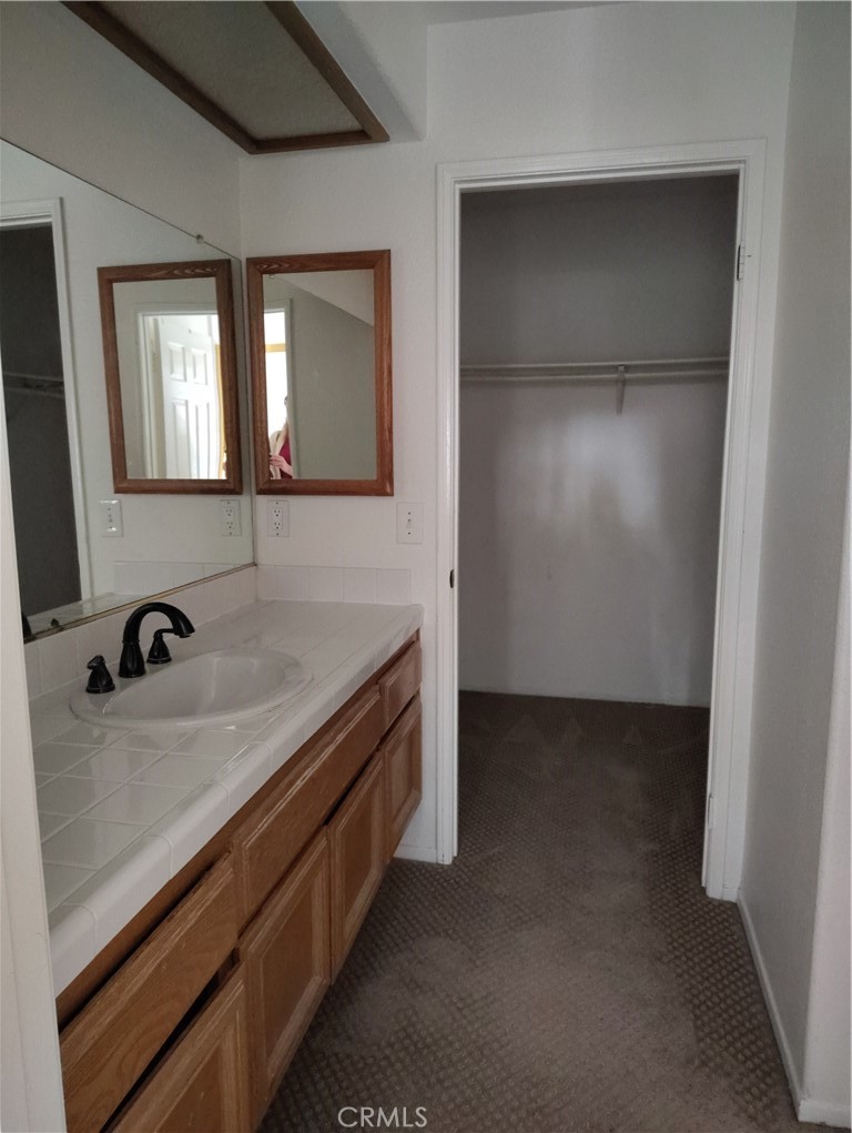 438 E Bougainvillea Lane