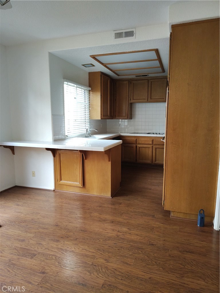 438 E Bougainvillea Lane