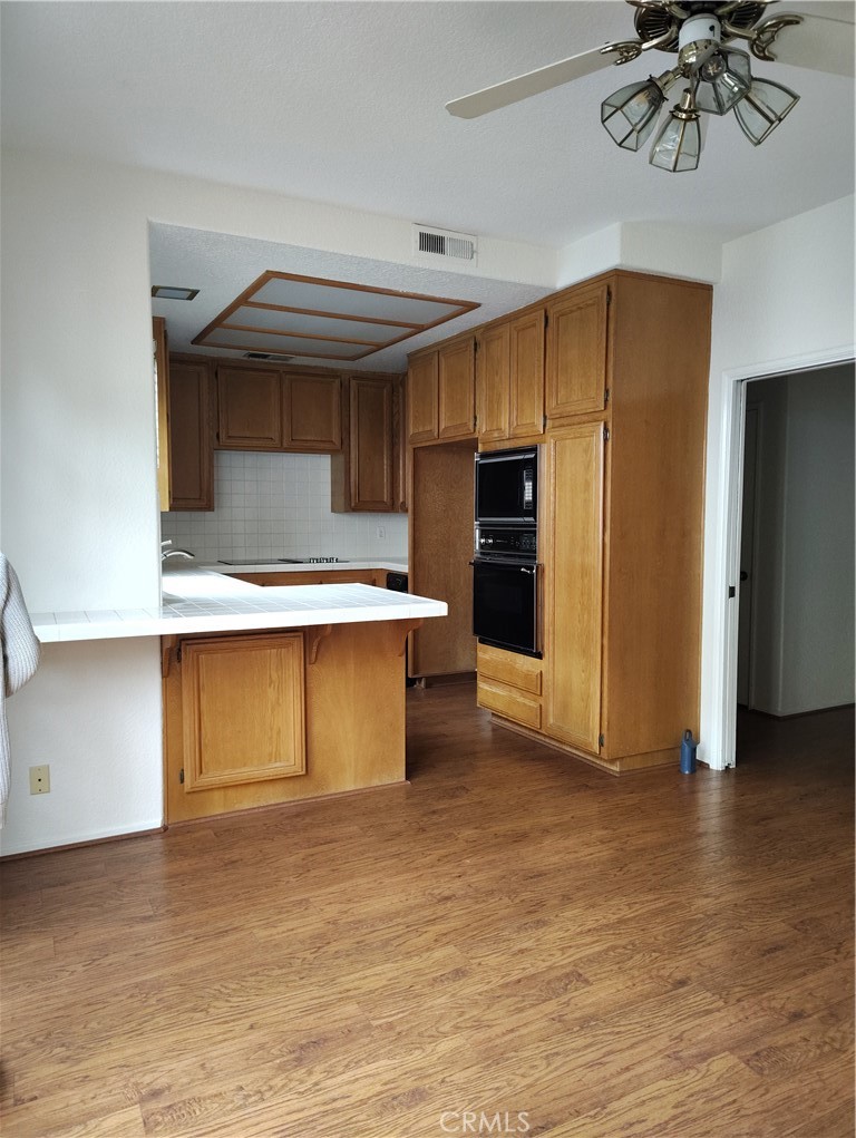 438 E Bougainvillea Lane