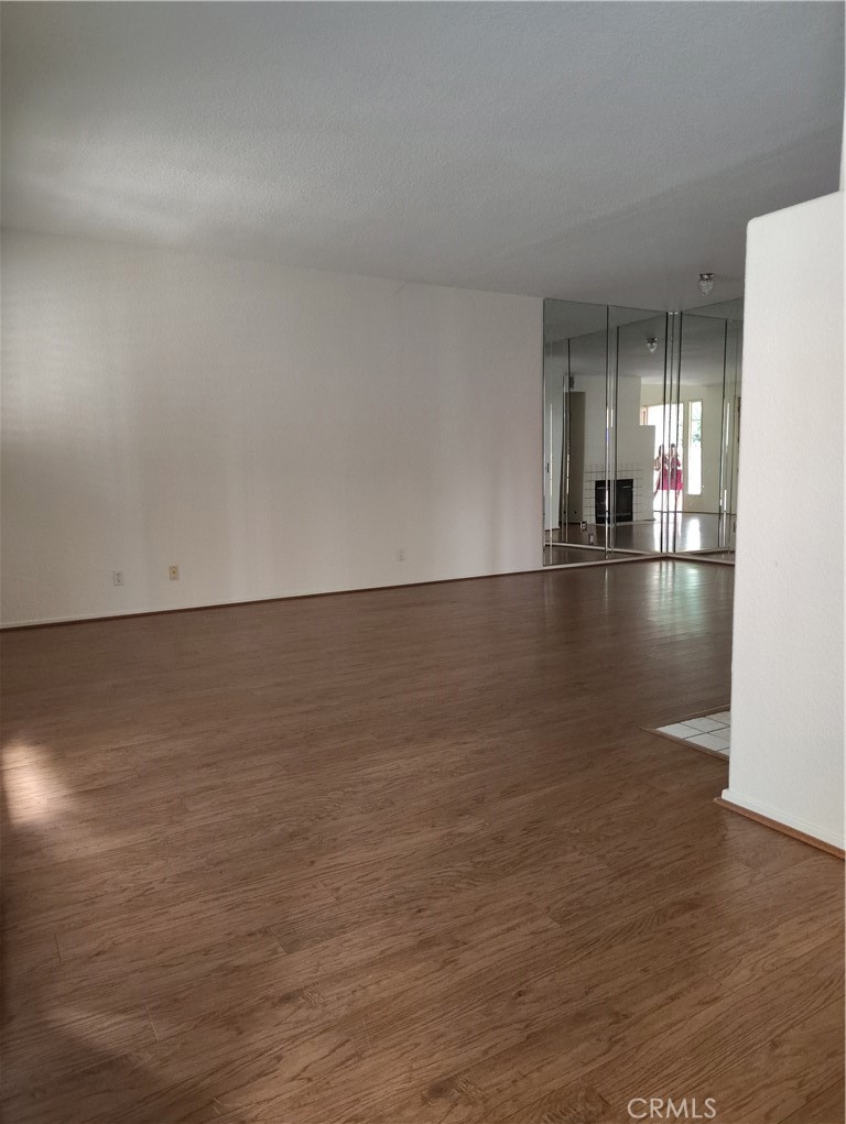 438 E Bougainvillea Lane