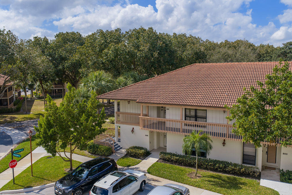 505 Brackenwood Place