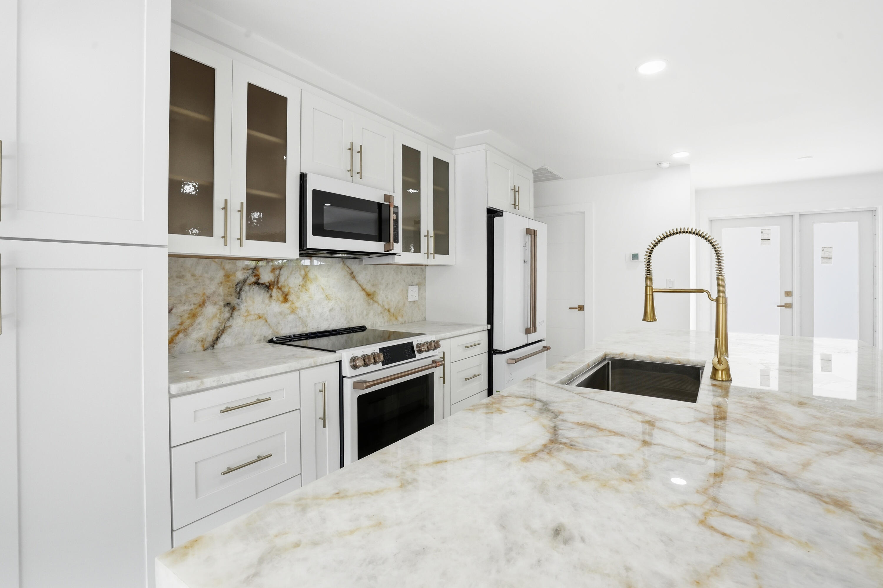 359 Country Club Drive