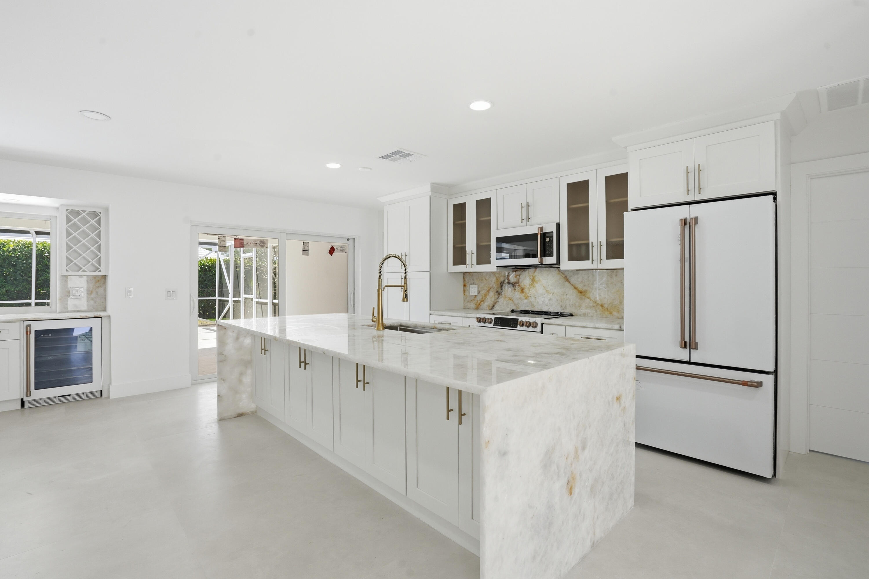 359 Country Club Drive