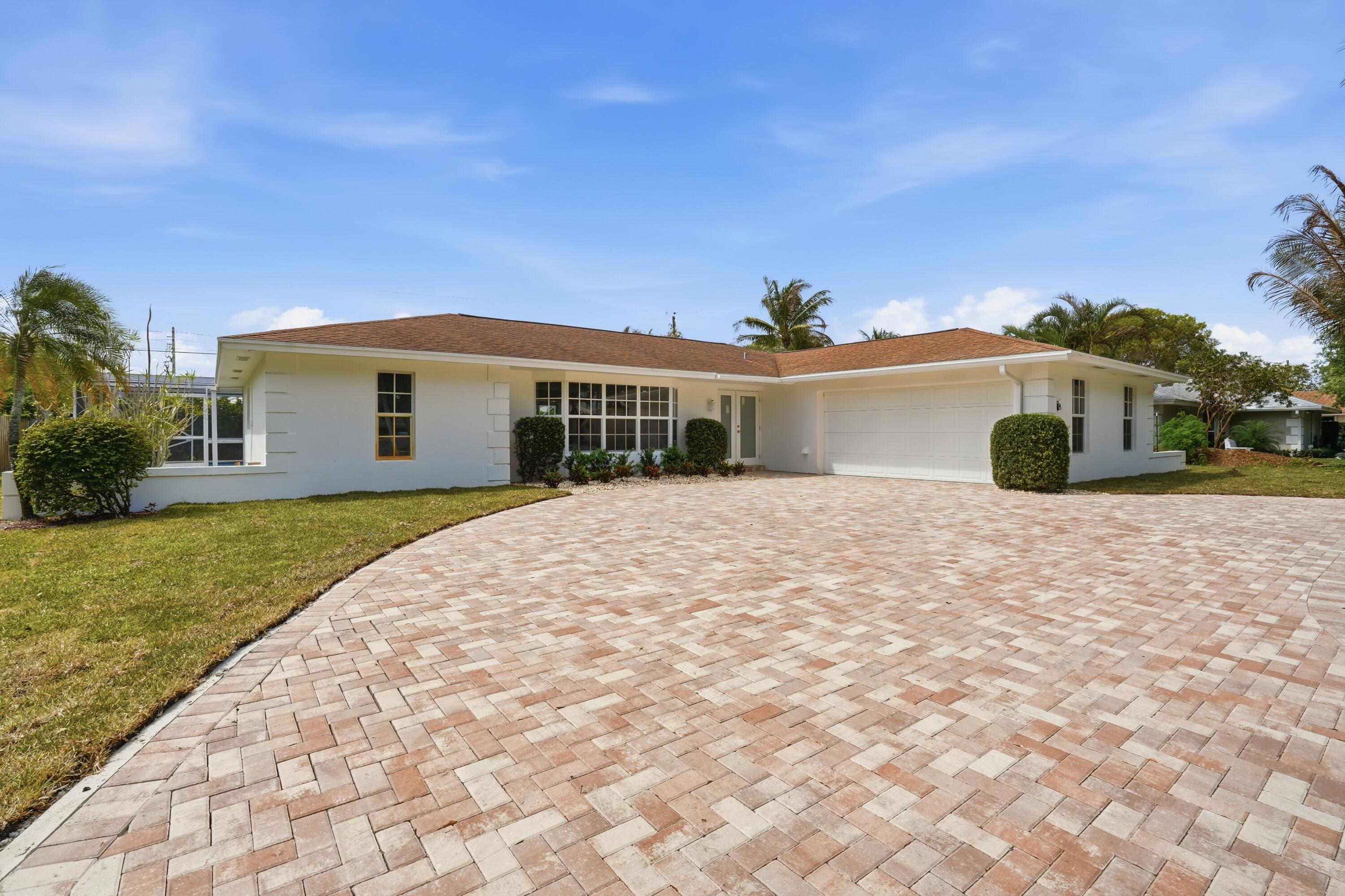 359 Country Club Drive