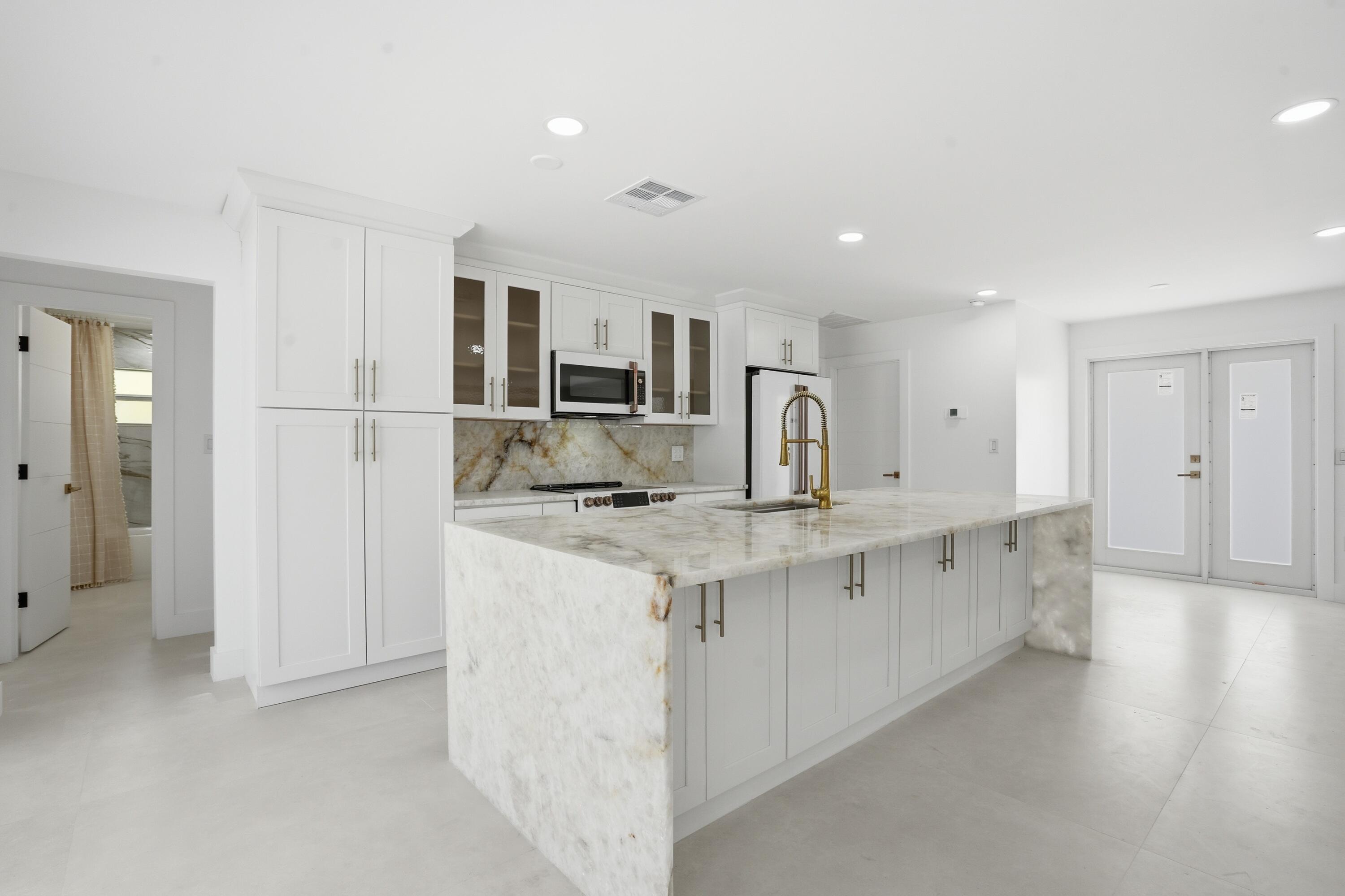 359 Country Club Drive