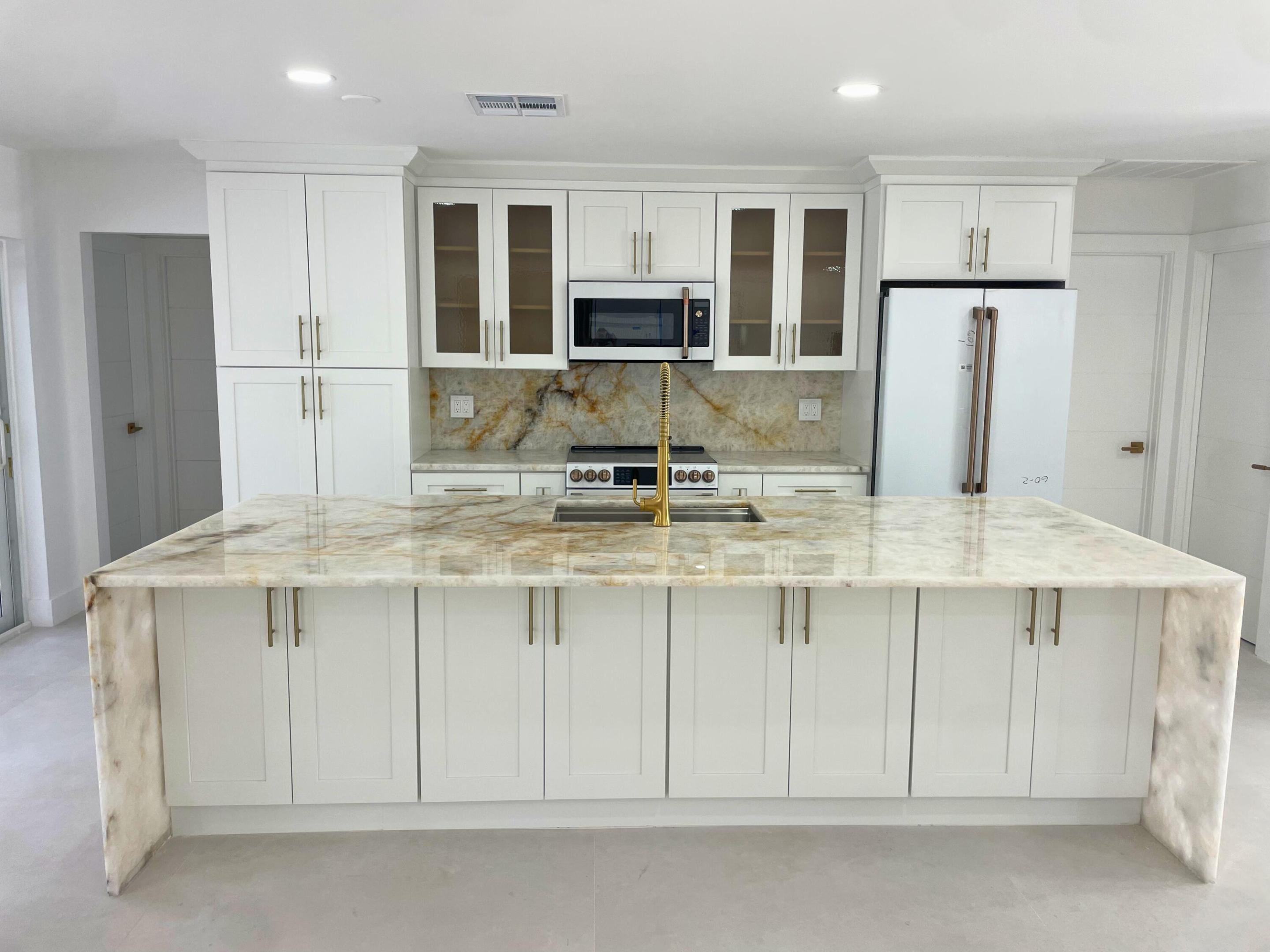 359 Country Club Drive