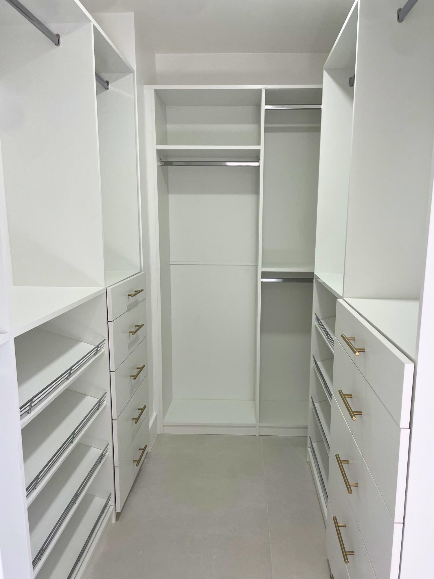 359 Country Club Drive