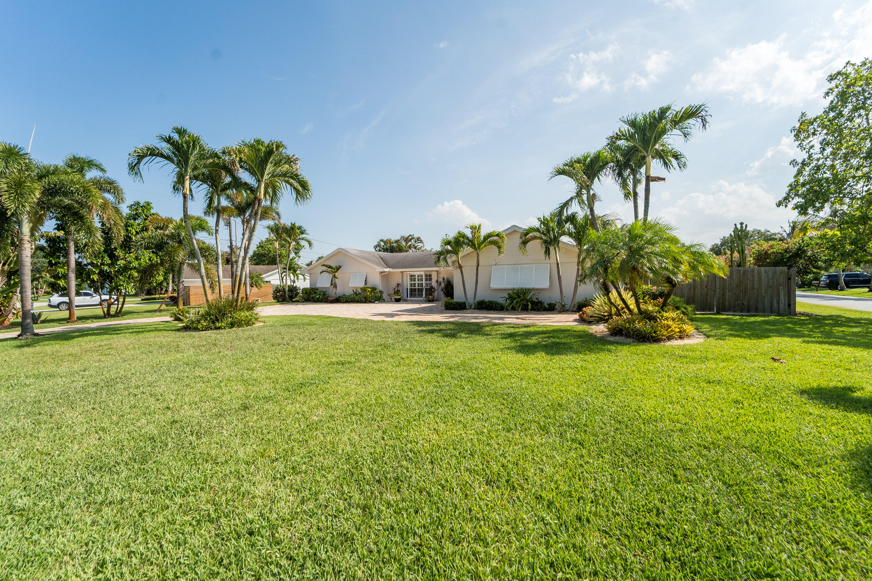 18 Saddleback Road