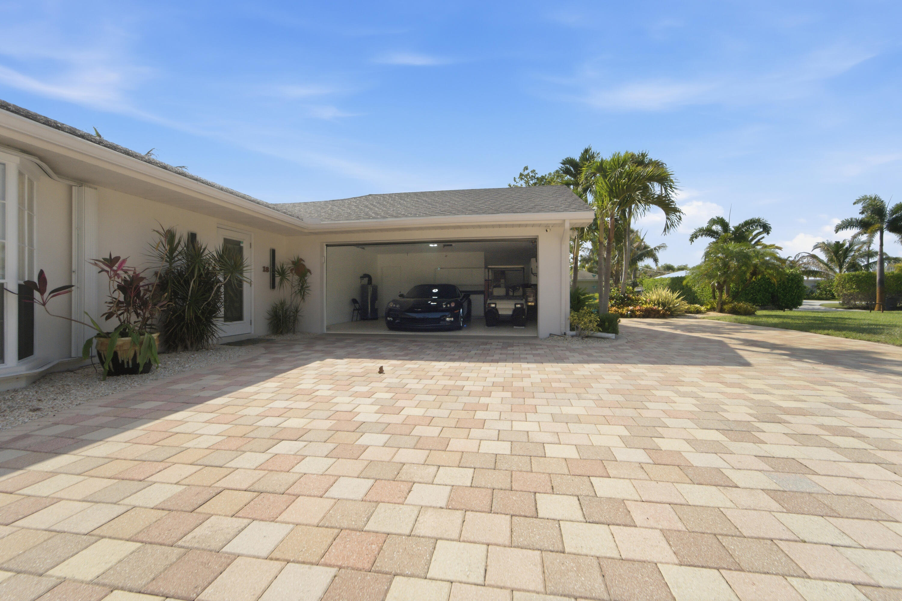 18 Saddleback Road