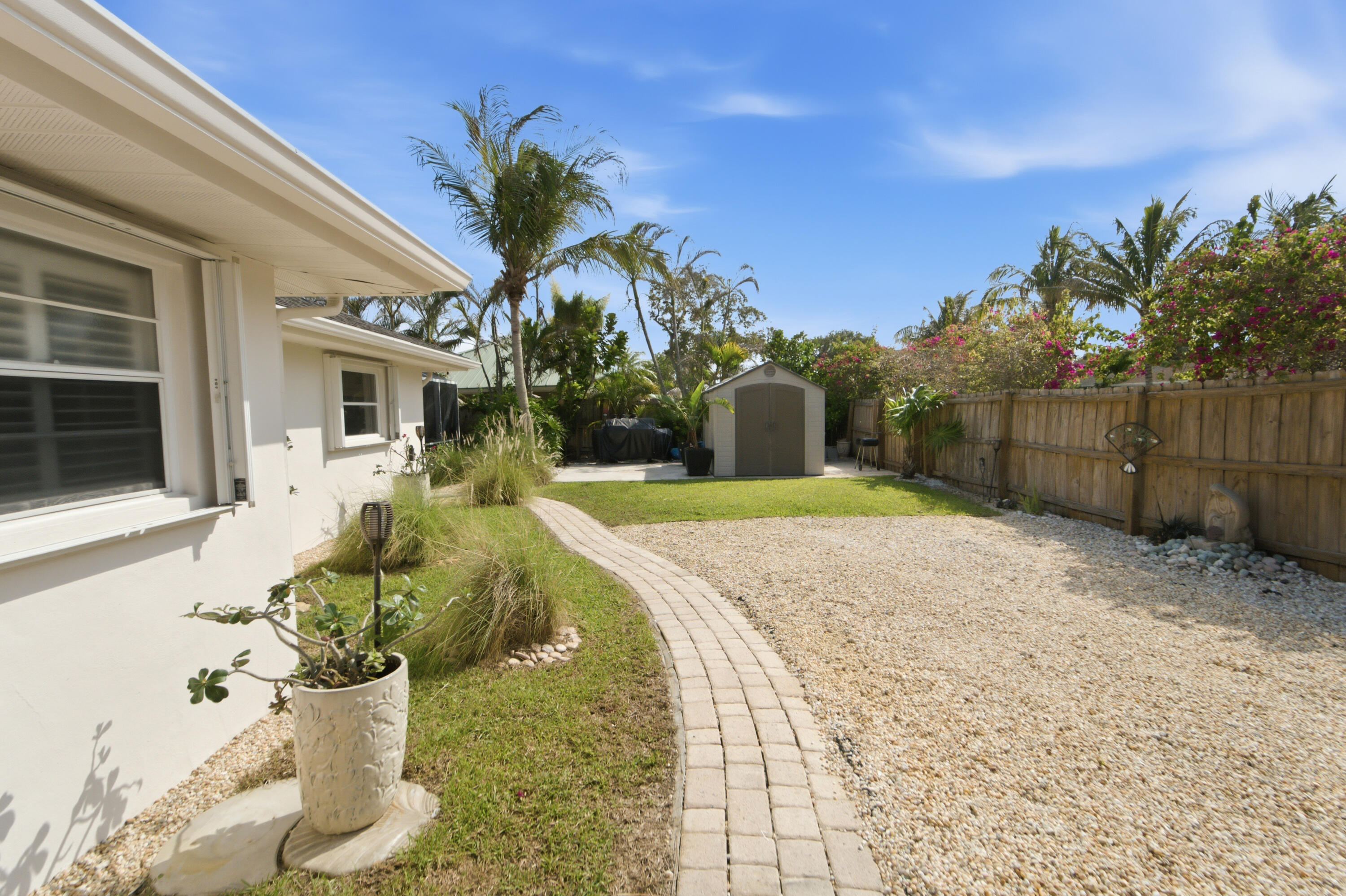 18 Saddleback Road