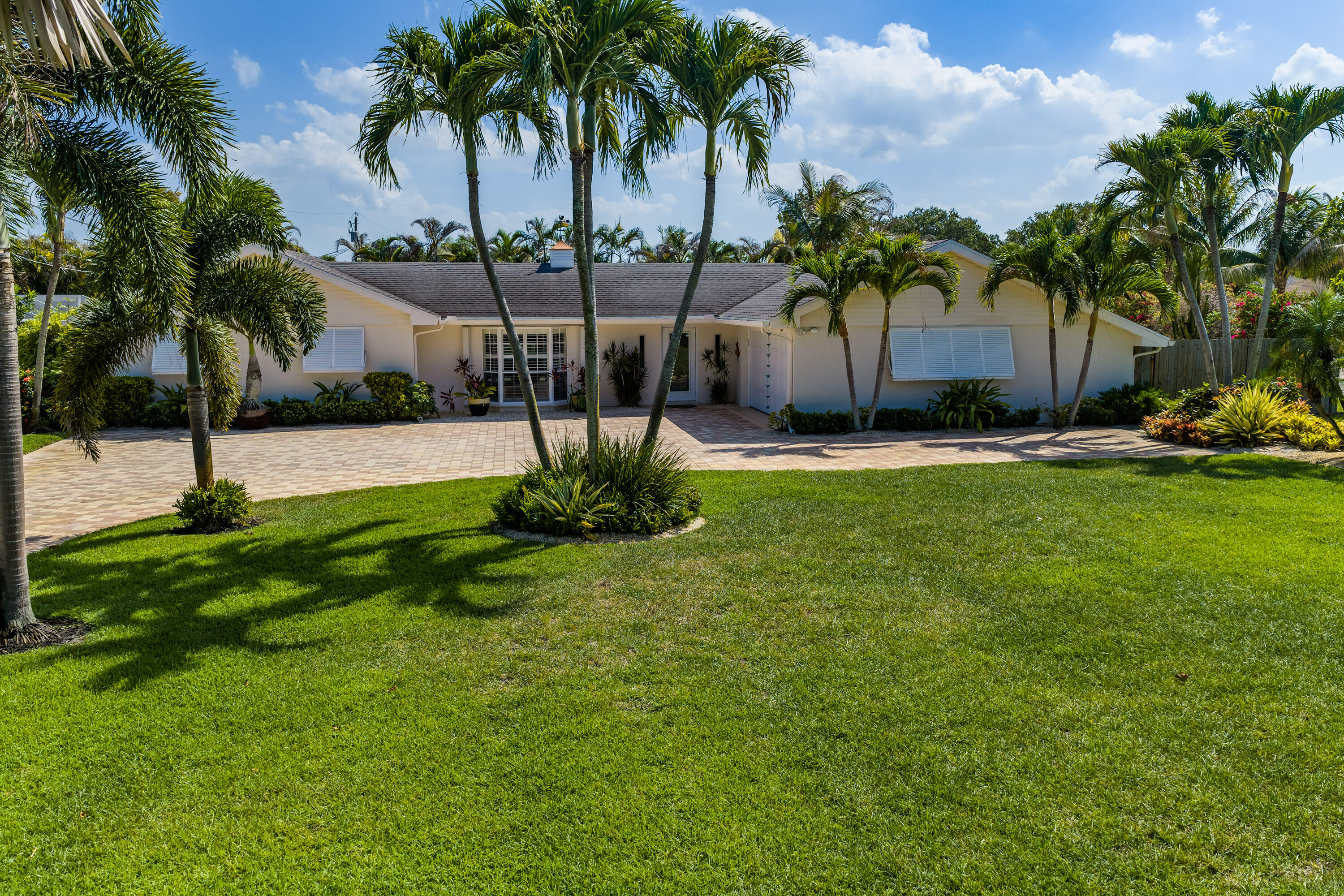 18 Saddleback Road