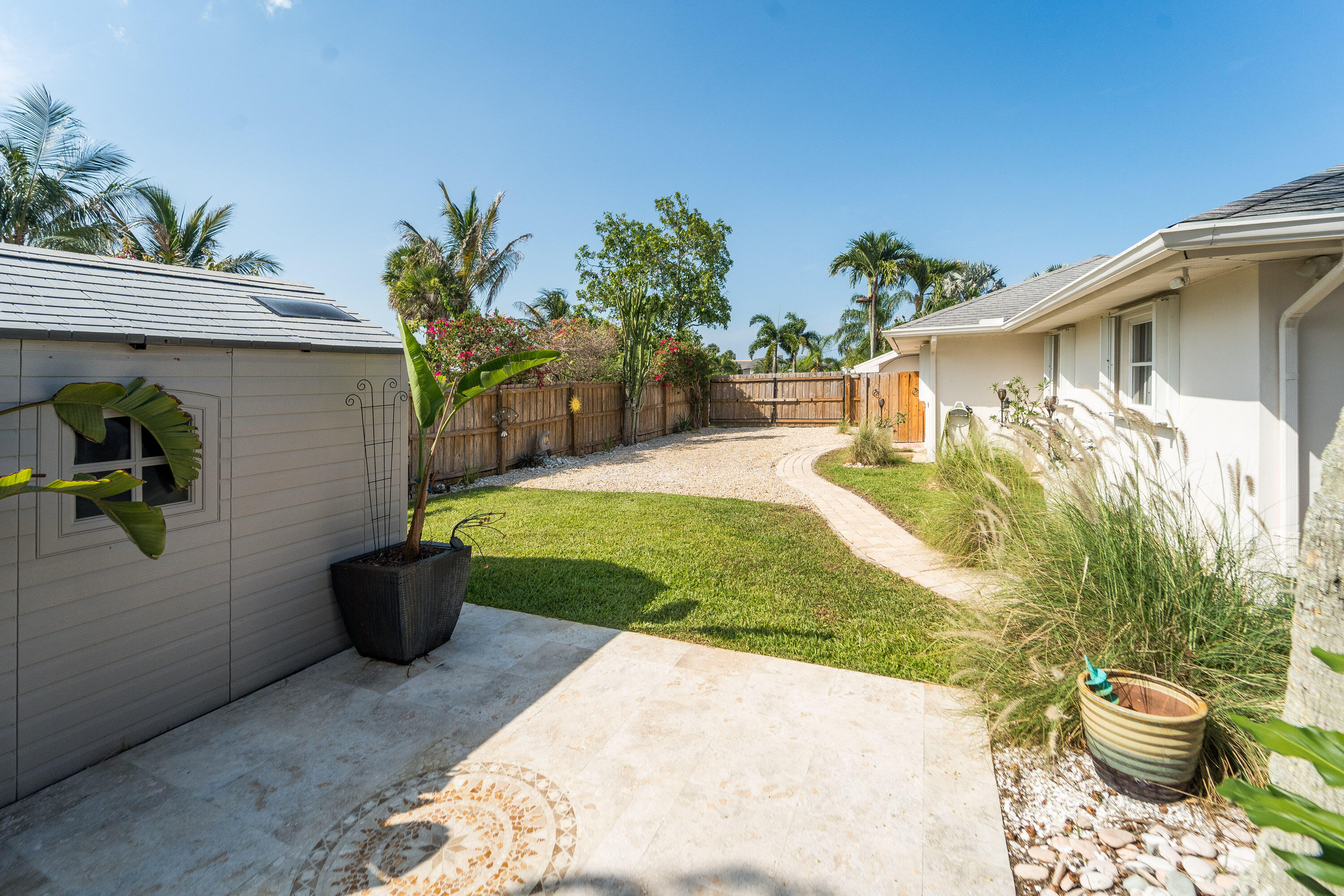 18 Saddleback Road