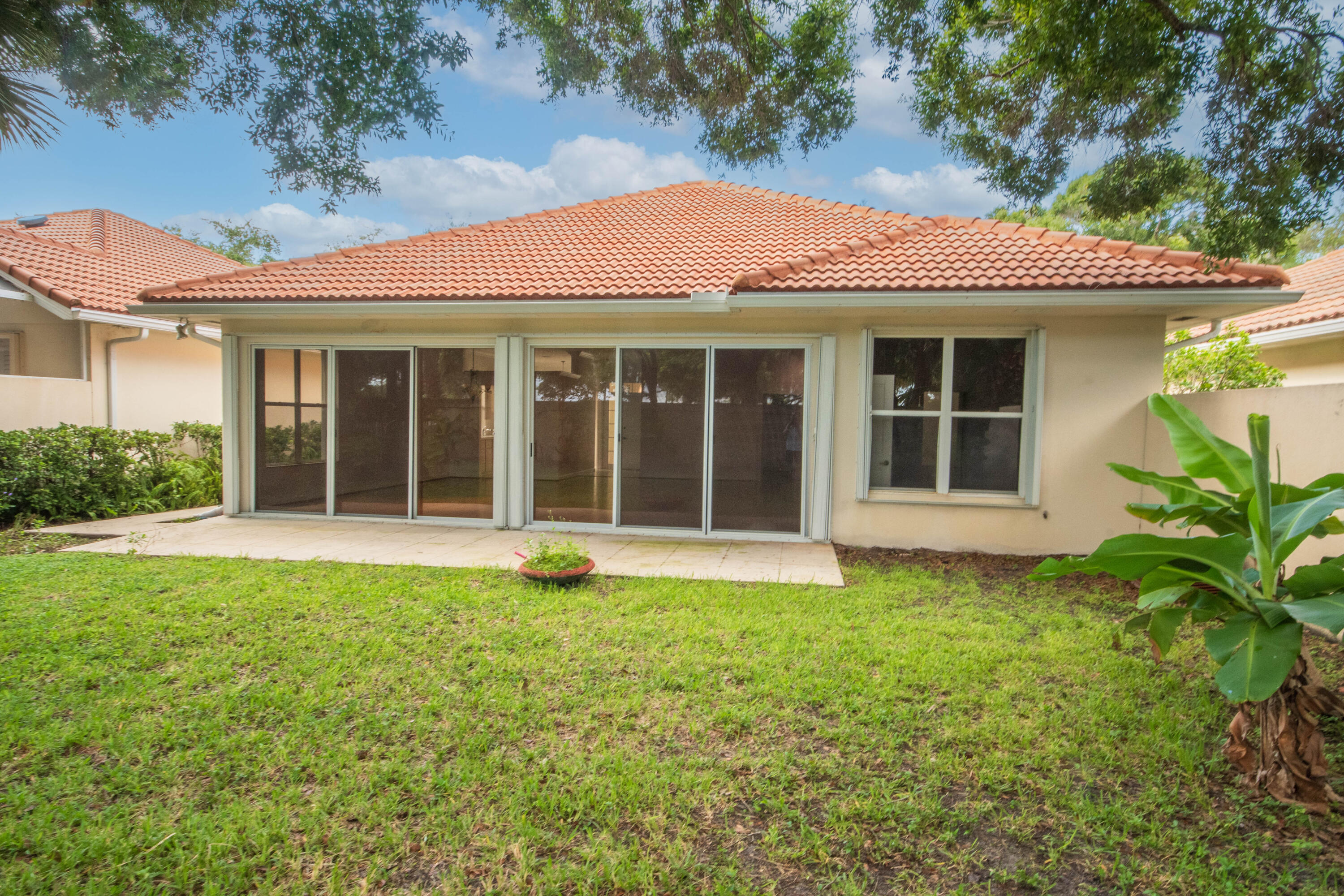191 E Tall Oaks Circle