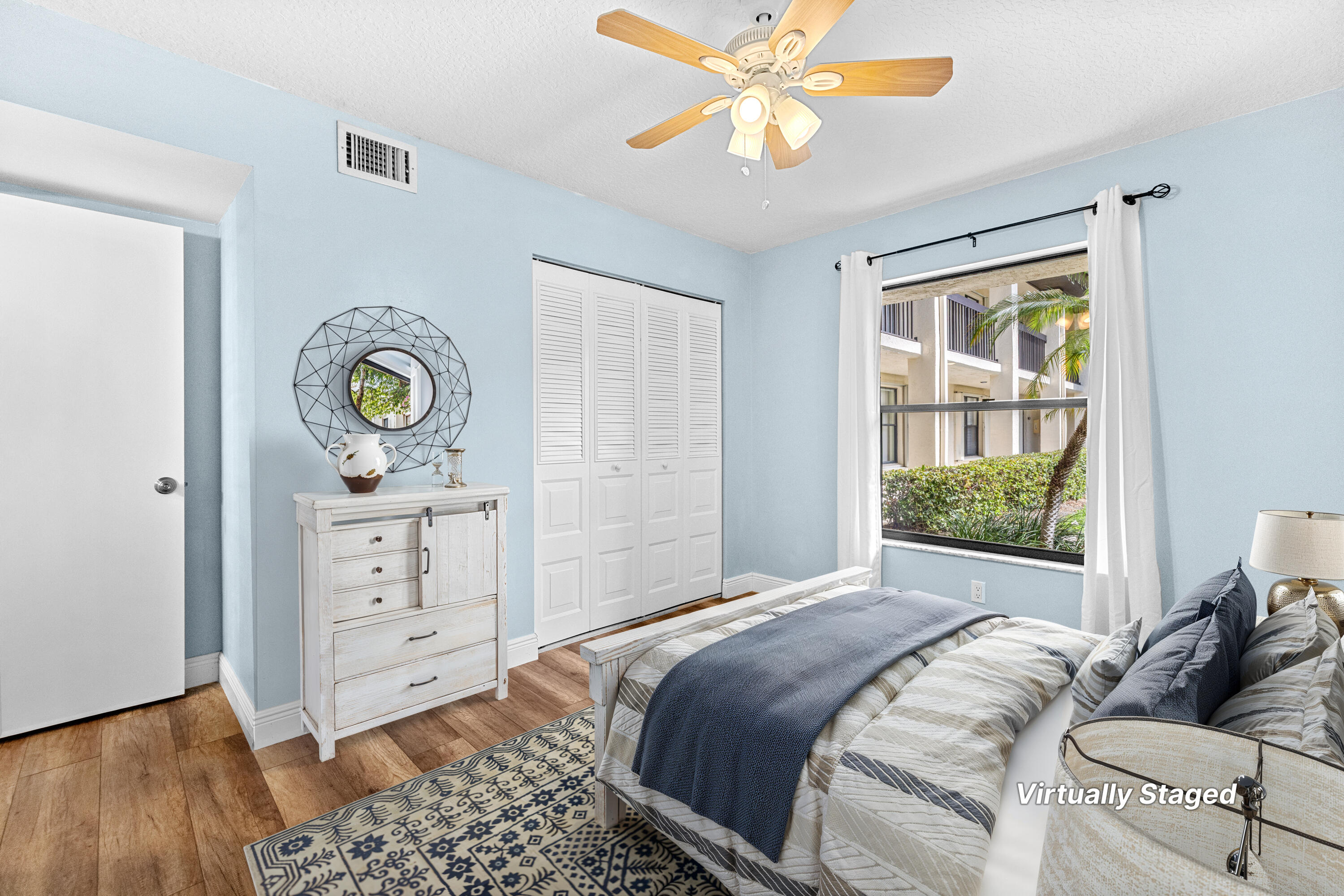 480 SW South River Drive 106