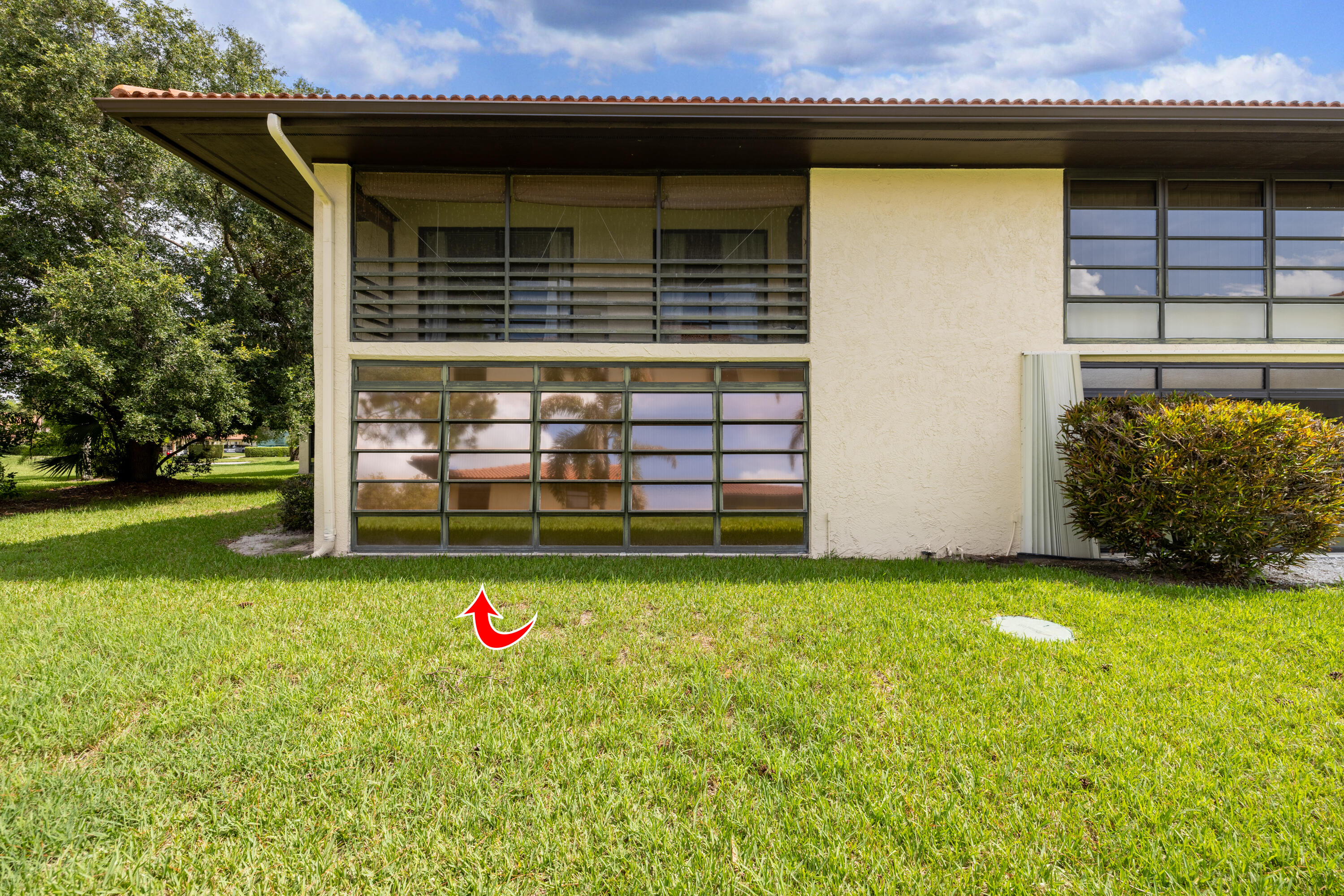 480 SW South River Drive 106