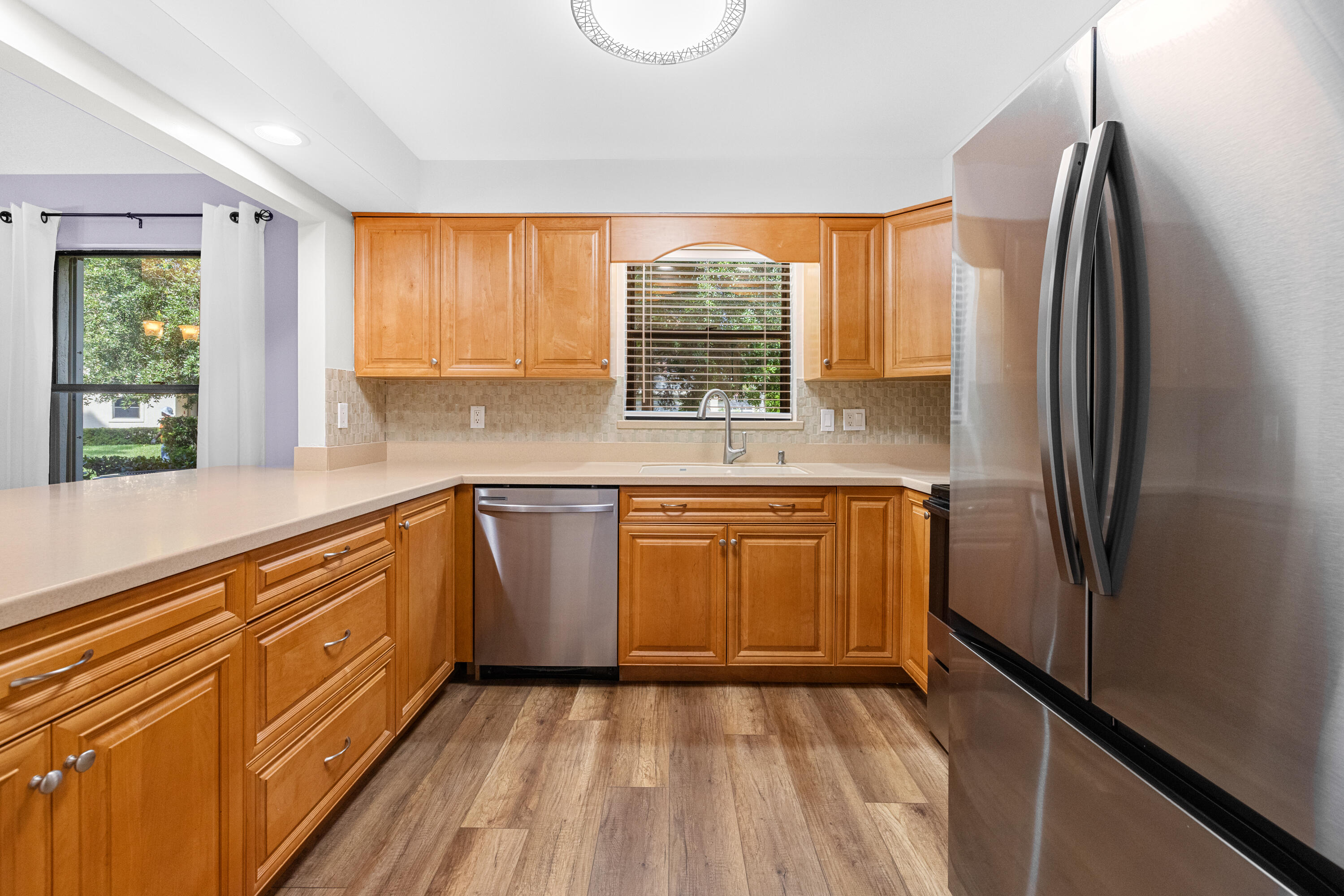 480 SW South River Drive 106