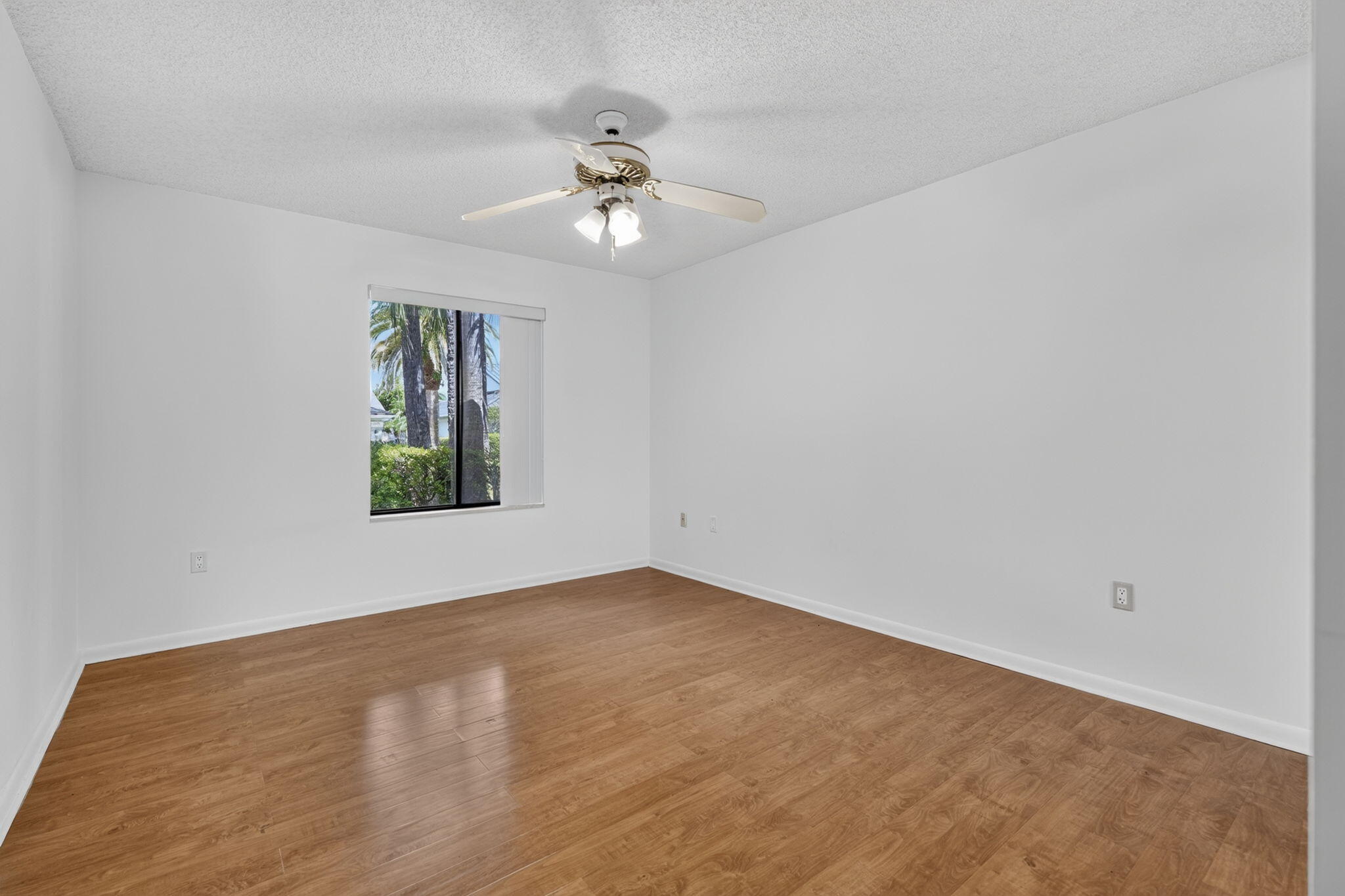 223 E River Park Drive