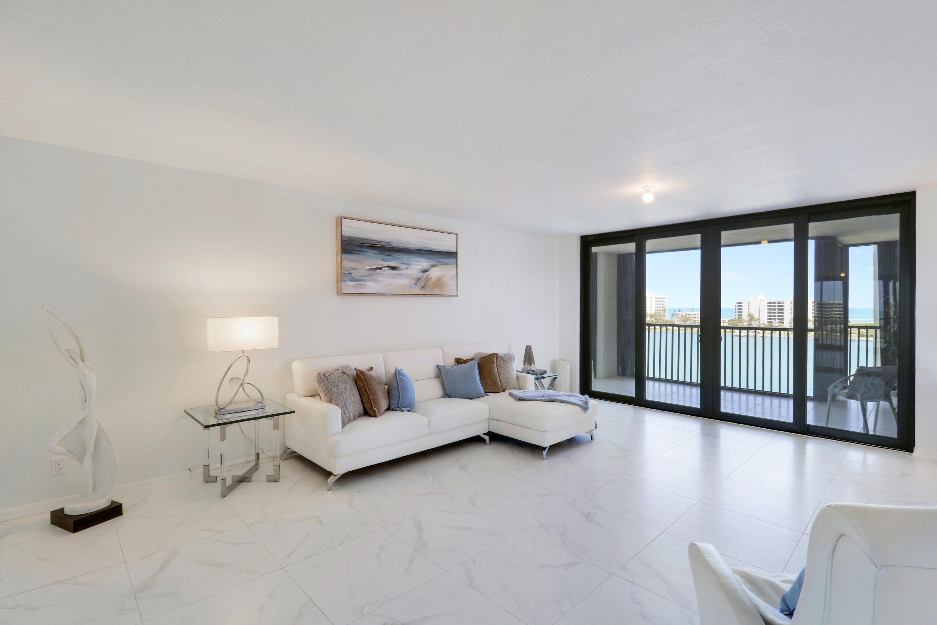 19800 SANDPOINTE BAY Drive 708