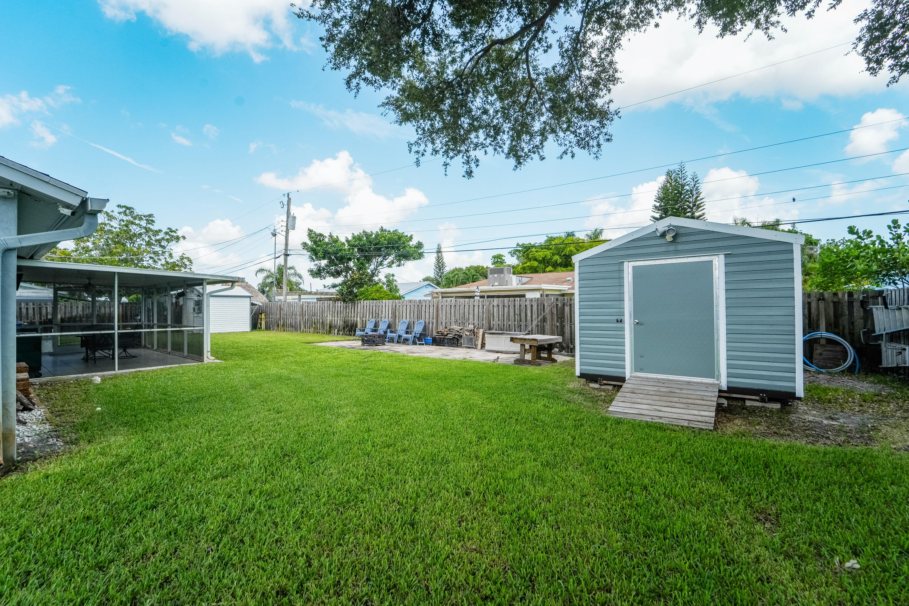 225 RIVER TERRACE Drive