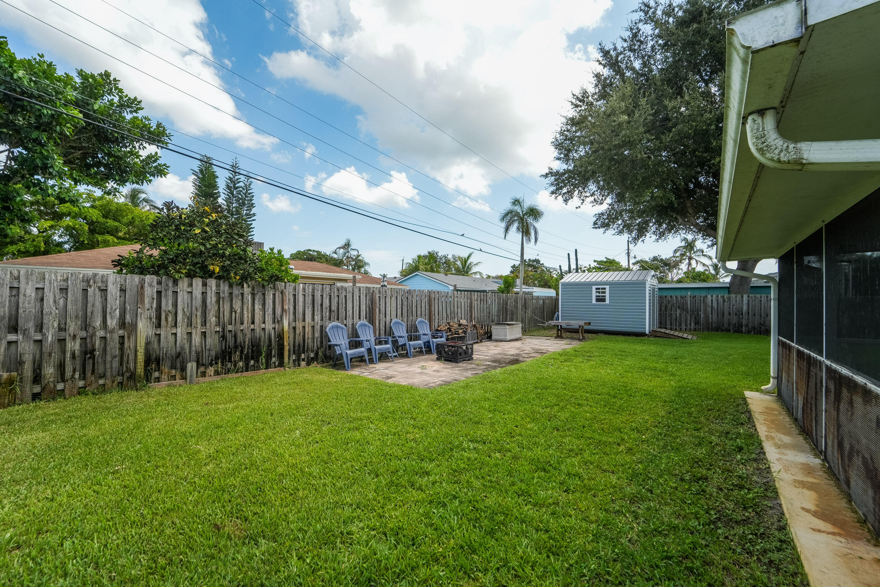 225 RIVER TERRACE Drive