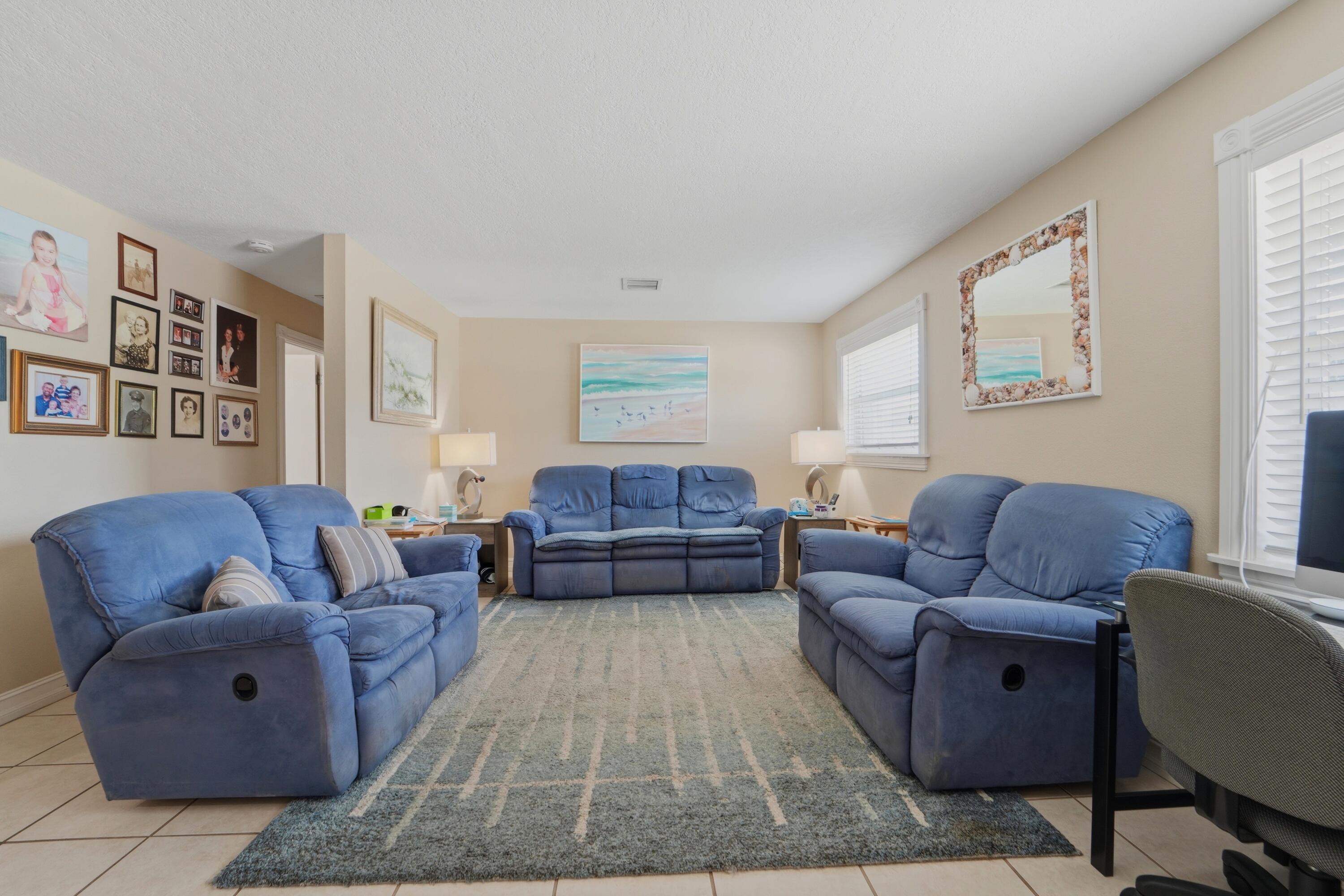 225 RIVER TERRACE Drive